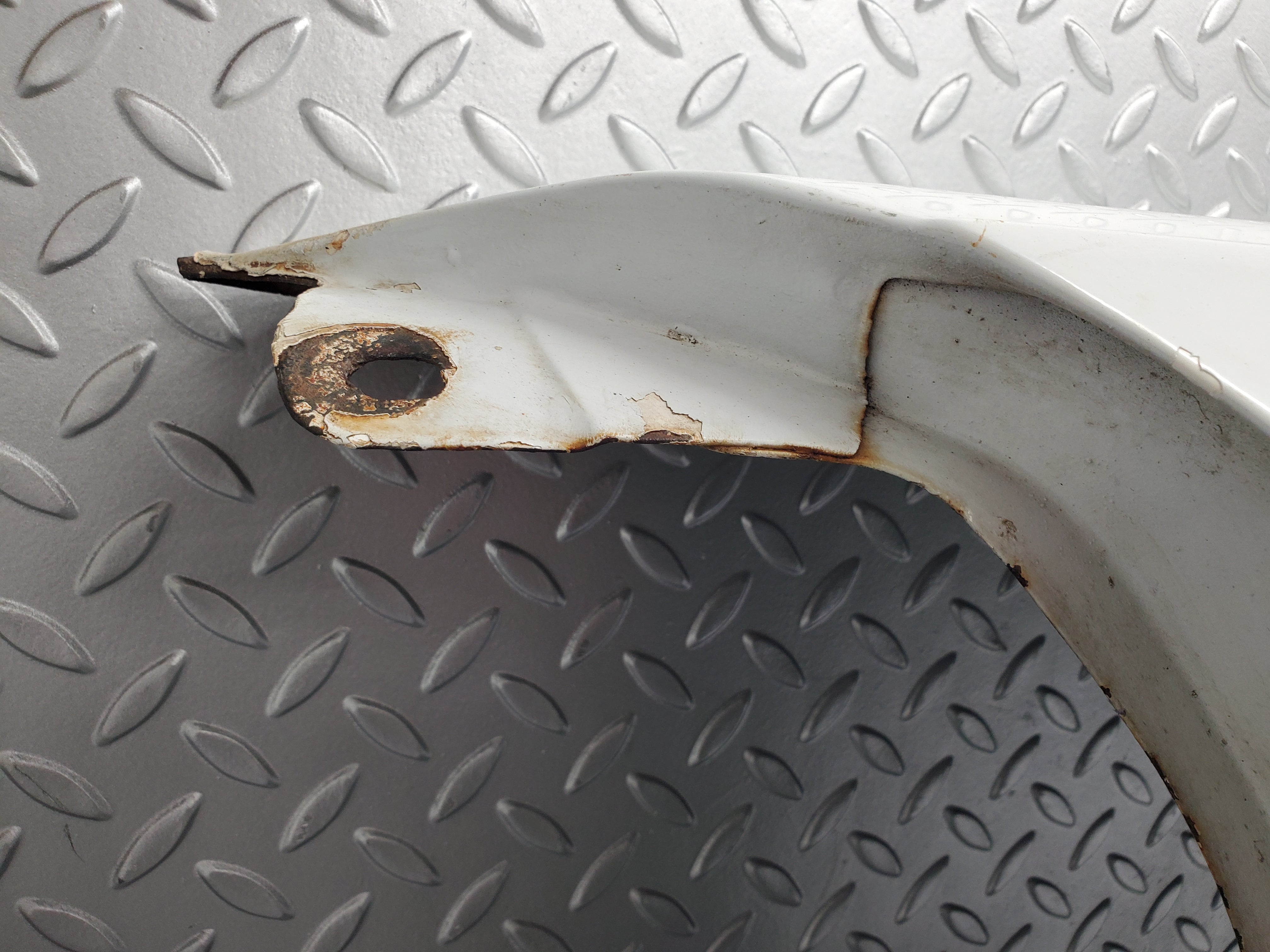 50184 Mercedes-Benz R107 SL Front Right Wing Fender