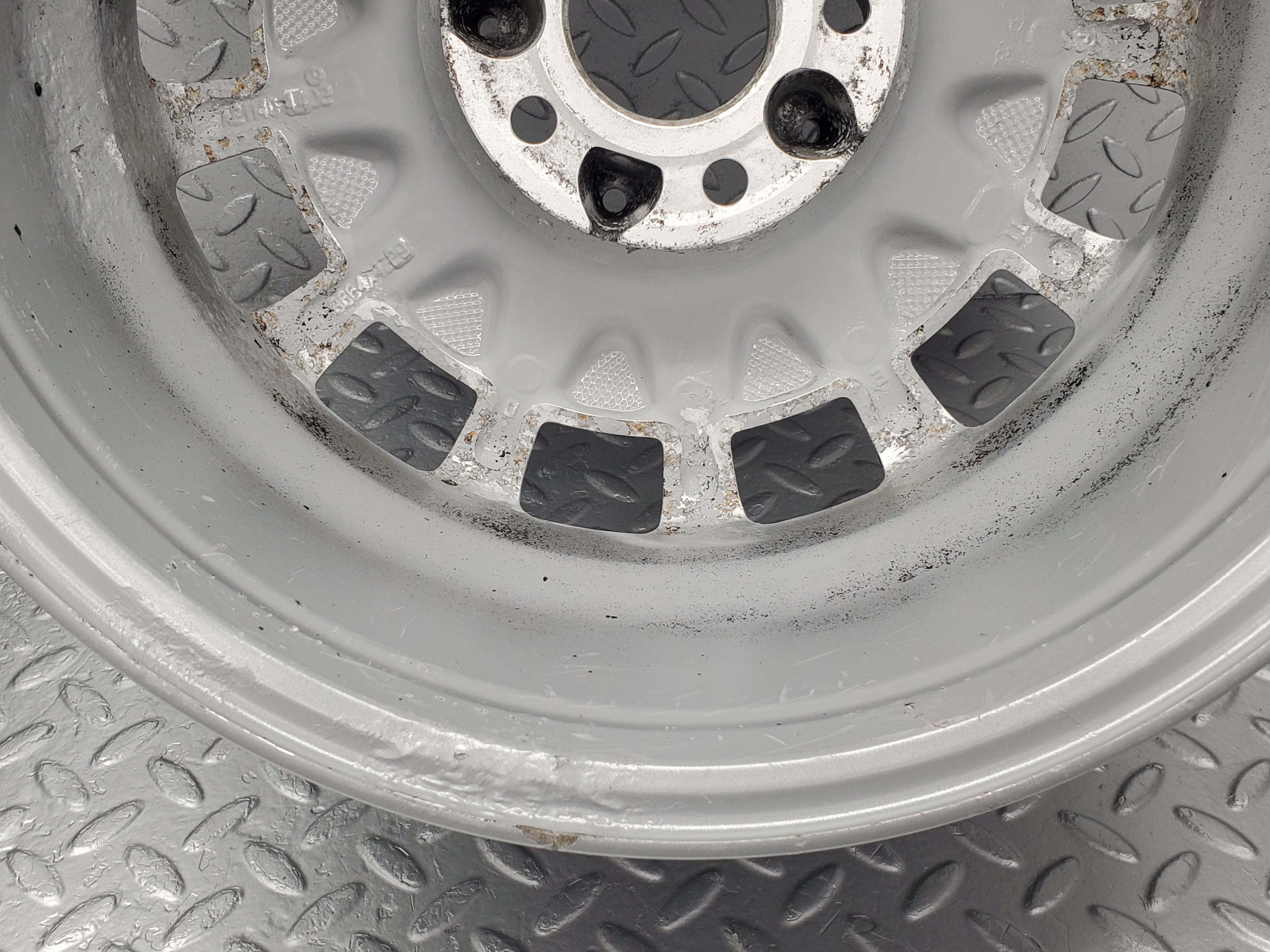 50187 Mercedes-Benz Alloy Wheel Set 7.5/2Jx16 H2 ET42 2114014402