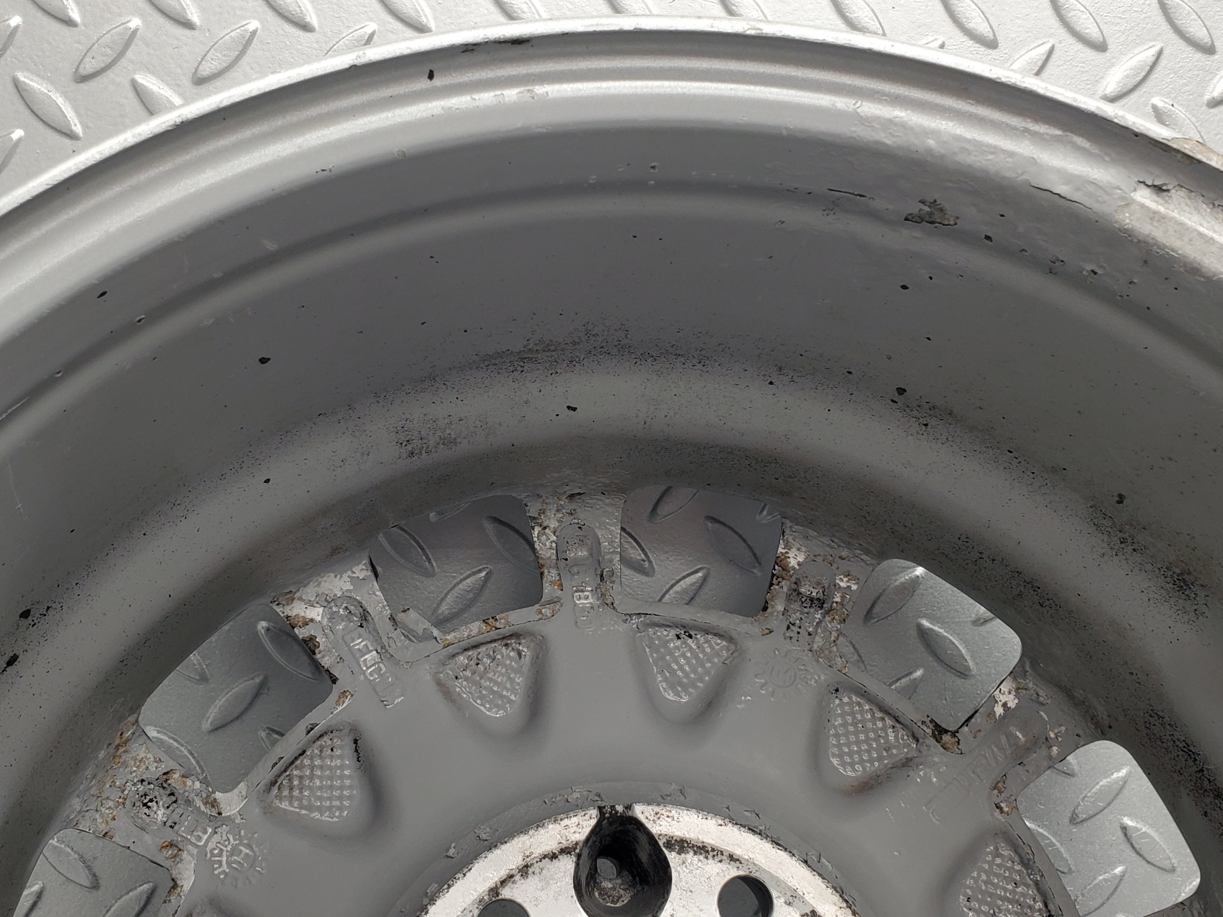 50187 Mercedes-Benz Alloy Wheel Set 7.5/2Jx16 H2 ET42 2114014402