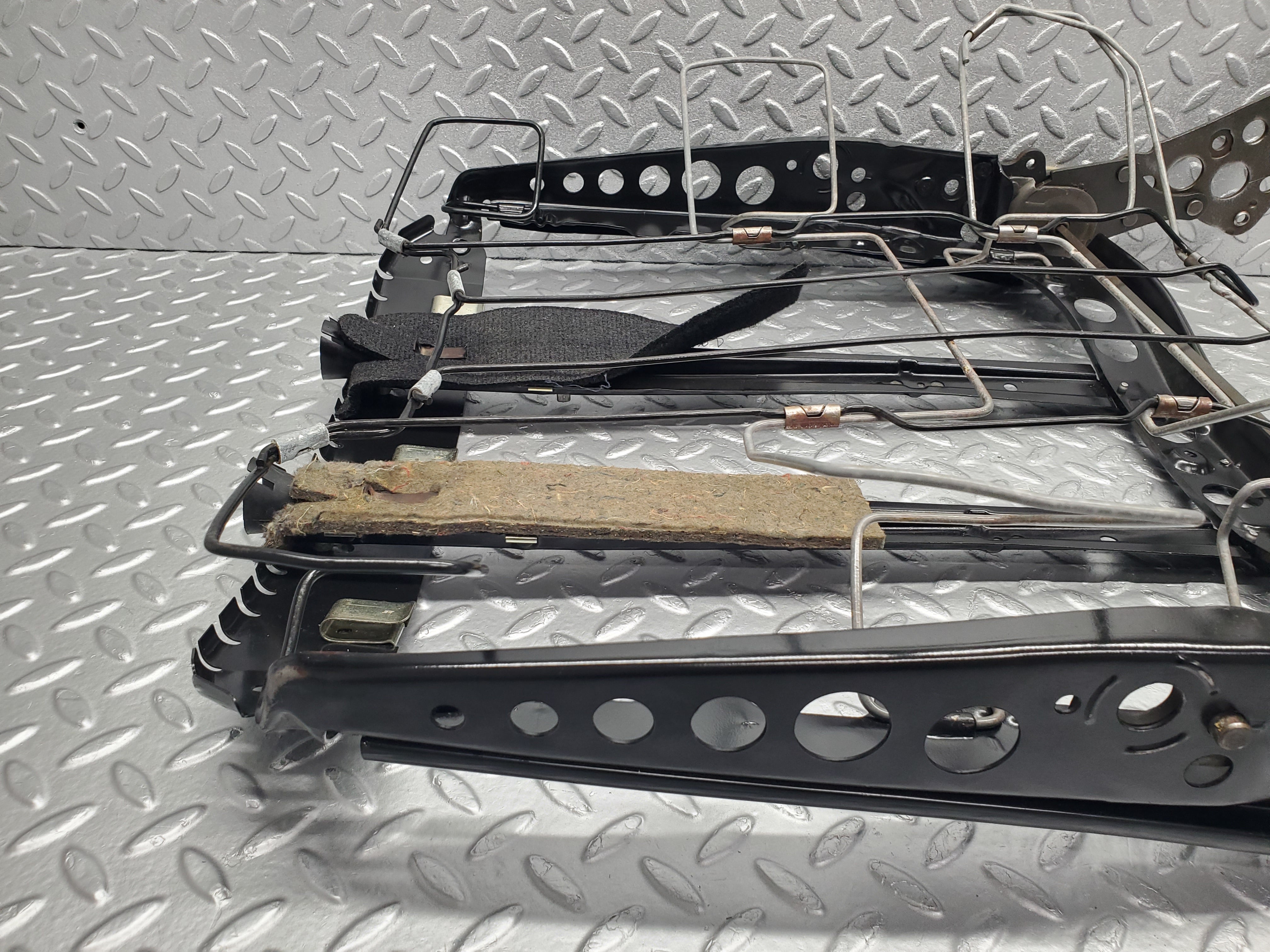 50206 Mercedes-Benz W123 Front Right Seat Backrest 1239101385 1239100486