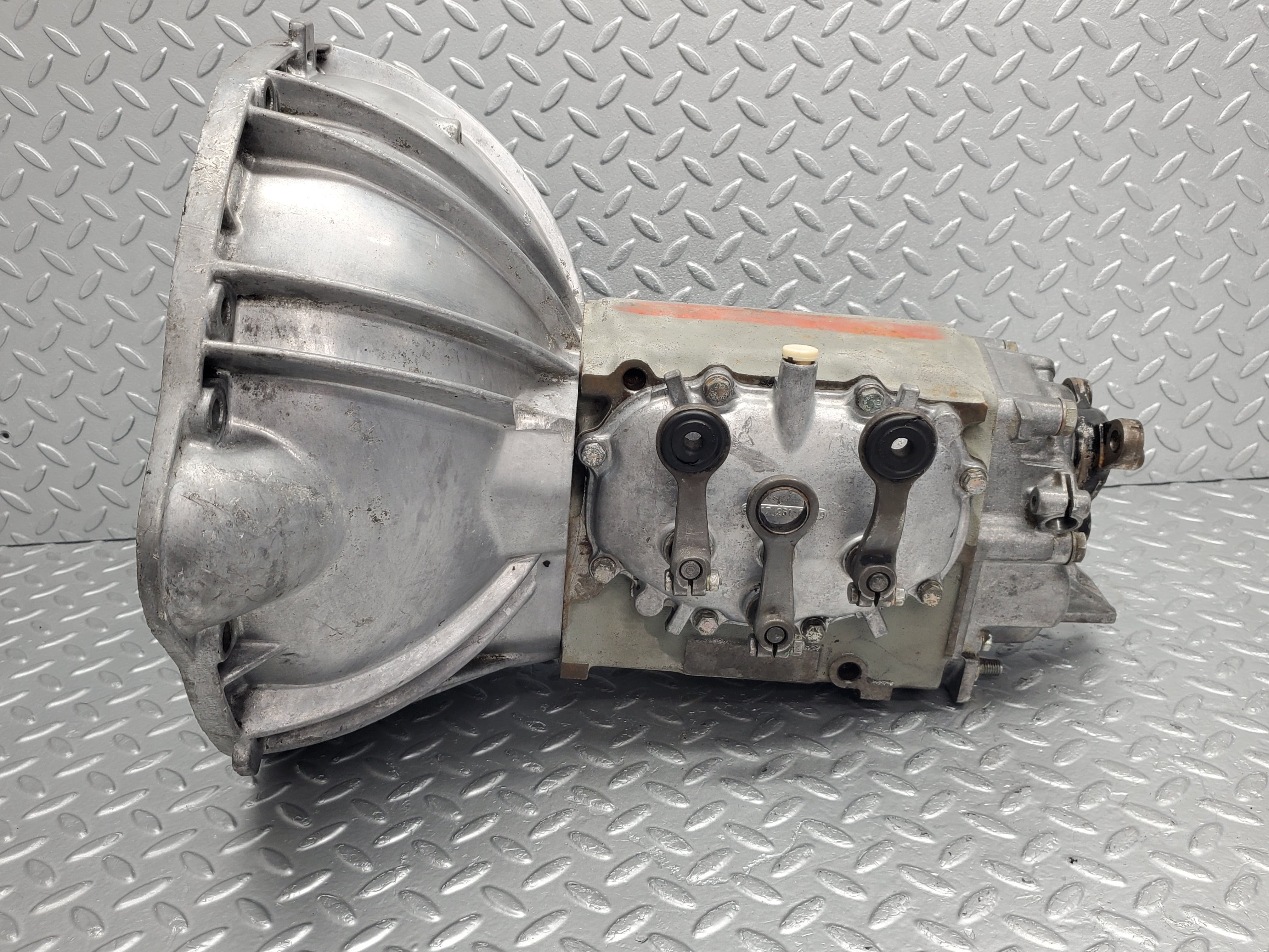 50476 Mercedes-Benz W108 Manual Gearbox 4 Speed 1172611401