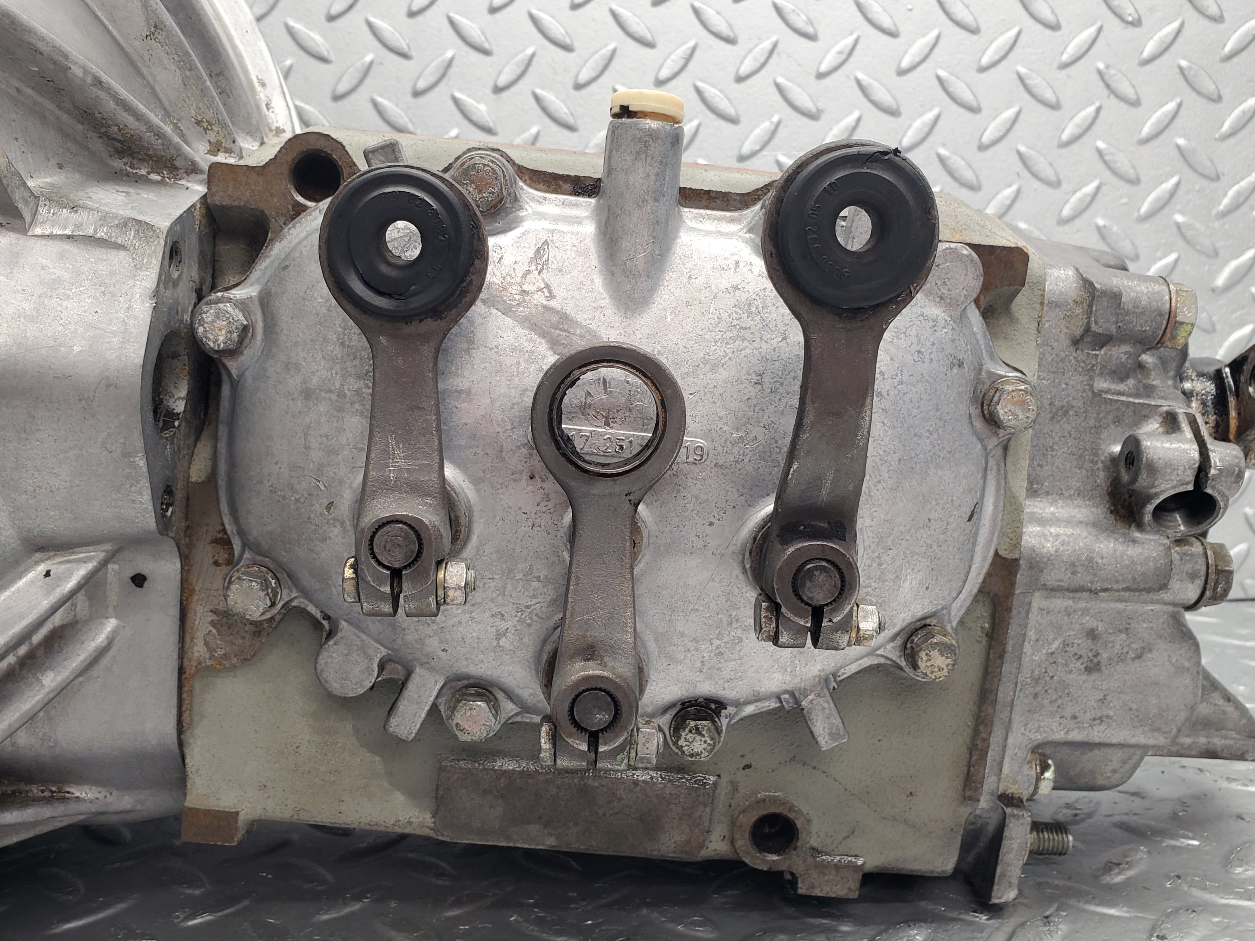 50476 Mercedes-Benz W108 Manual Gearbox 4 Speed 1172611401