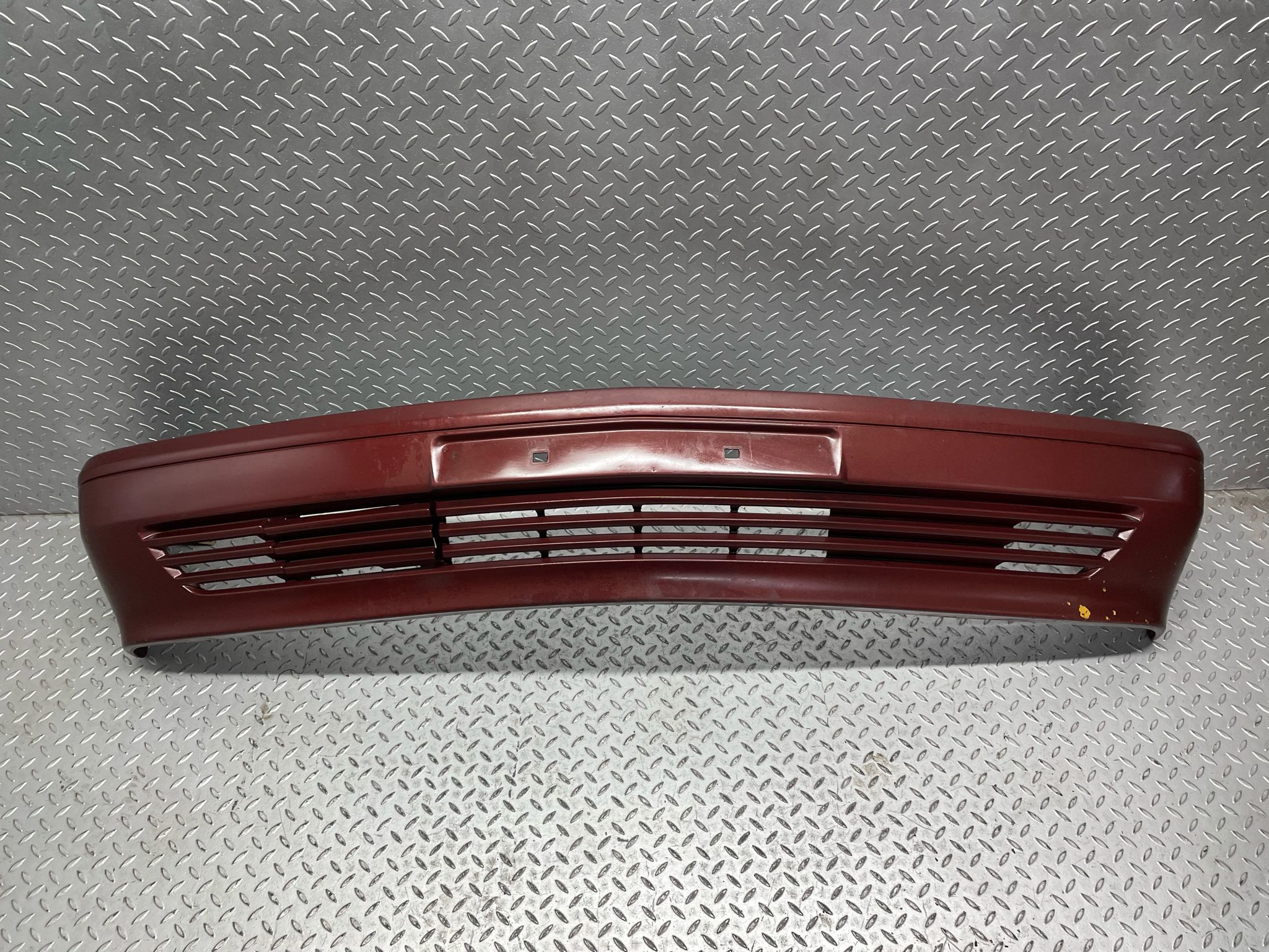 41276 Mercedes-Benz W126 300SE Front Bumper 1268802440 1268800205