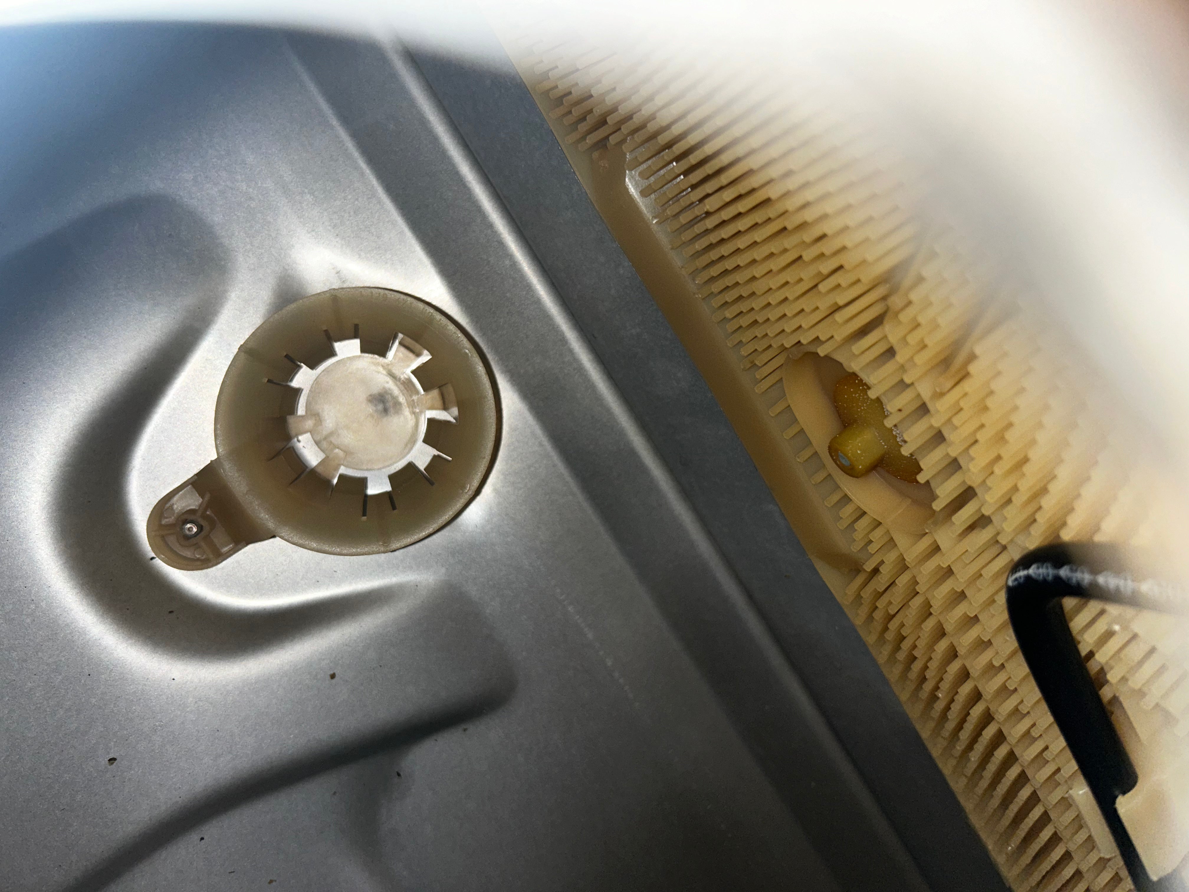 38615 Mercedes-Benz R129 280SL Coupe Fuel Tank