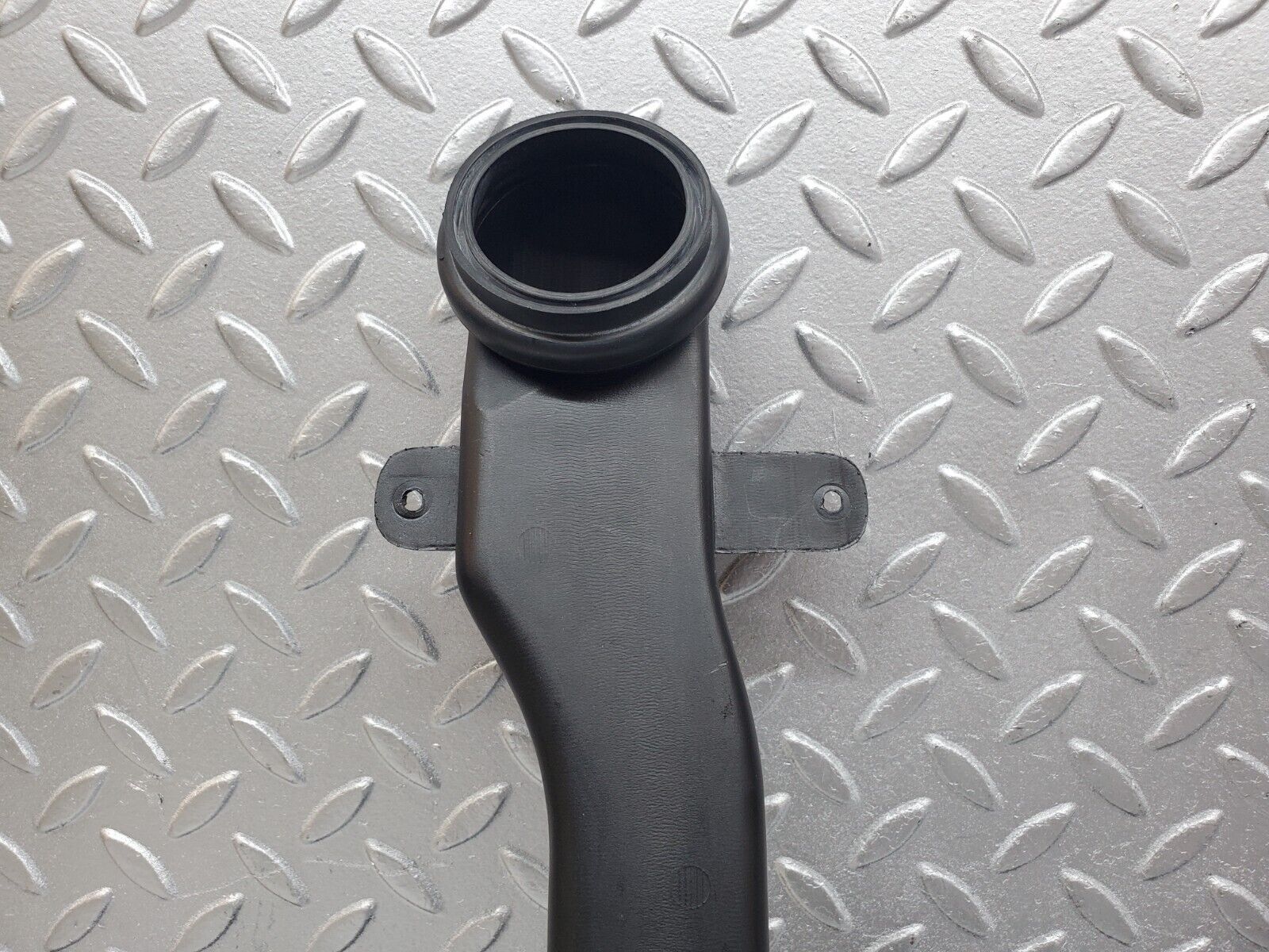 45050 Mercedes-Benz R129 300SL Coupe Front Air Vent Duct 2x 1298300444 1298300344