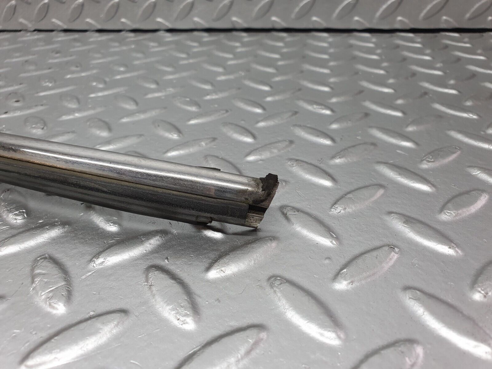 43462 Mercedes-Benz W108 280SE Rear Left Fender Wing Centre Moulding Trim