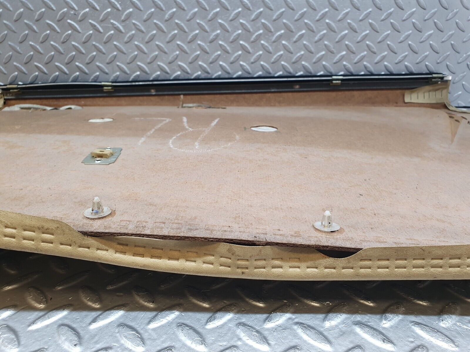 44050 Mercedes-Benz C123 230CE Coupe Left Door Card Beige