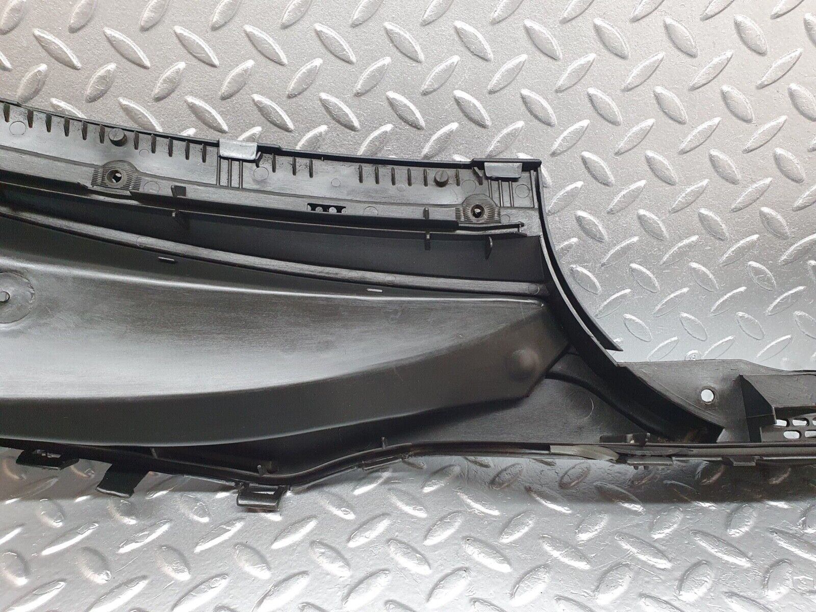 42002 Mercedes-Benz W202 C200 Water Drain 2028300413 2028300613