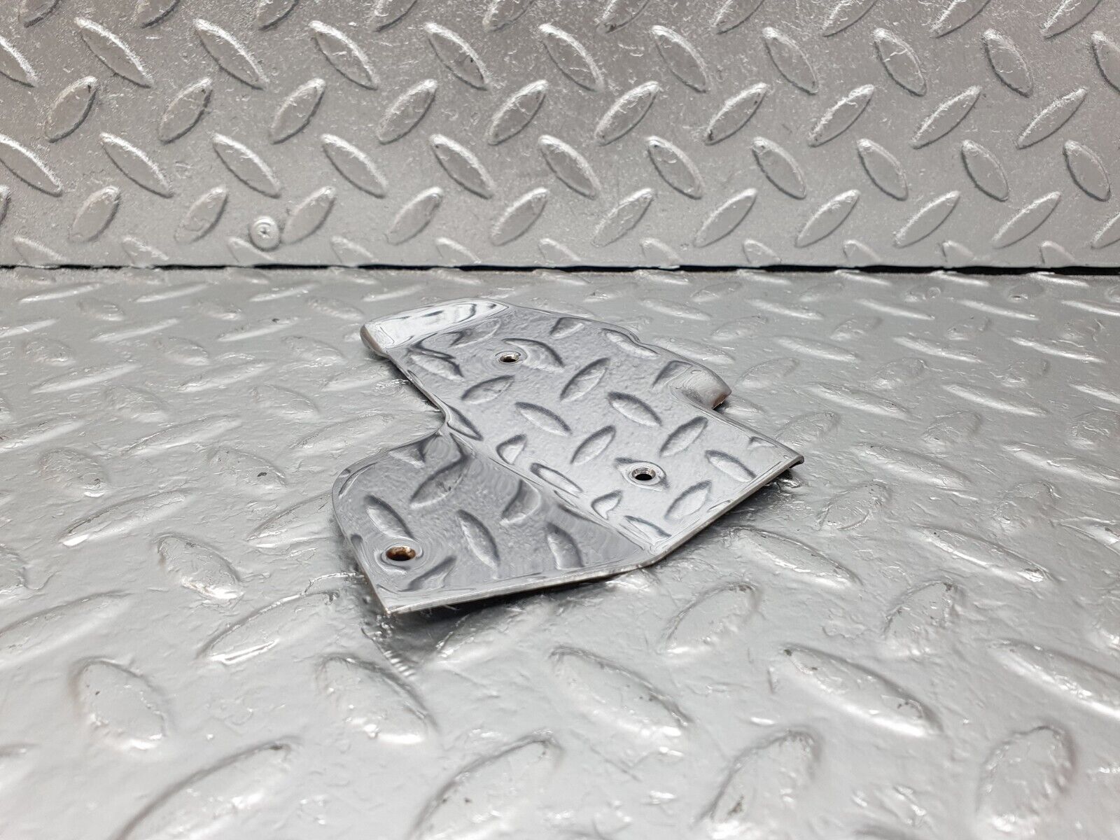 43779 Mercedes-Benz C126 380SEC Coupe Door Chrome Cover Left Side