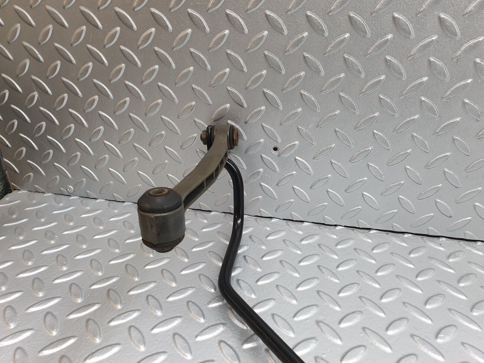 42073 Mercedes-Benz W202 C200 Anti Roll Bar Rear Axle 1243260116 2023260765