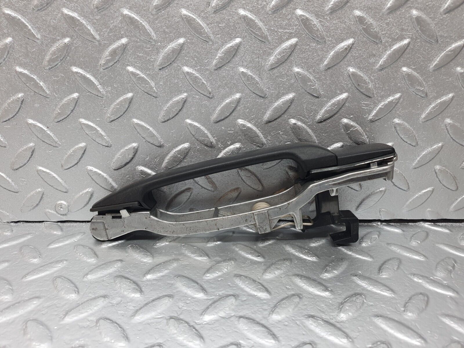 42780 Mercedes-Benz W201 190 2.0L Rear Right Door Exterior Handle