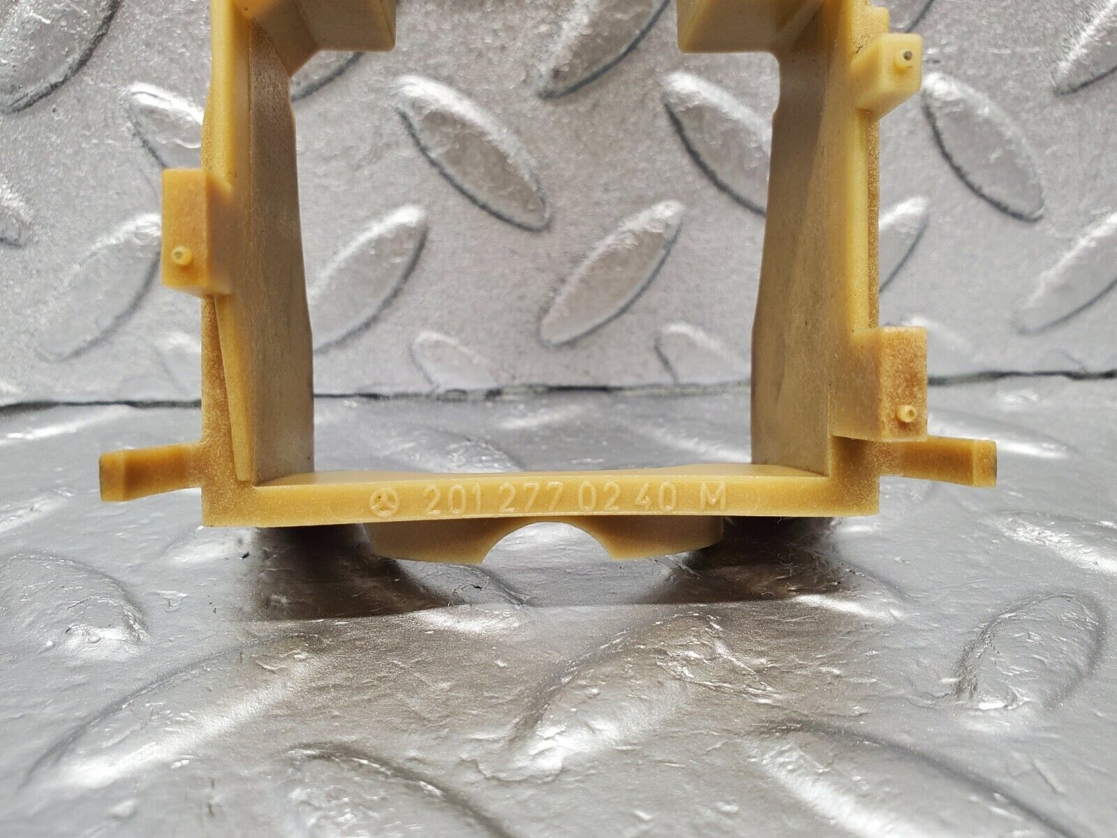 46301 Mercedes-Benz W124 280E Automatic Gearbox Support Bracket 722.433 2012770240 1232770840