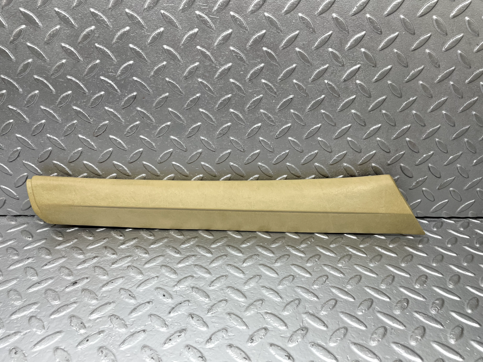 44255 Mercedes-Benz W123 280E A Pillar Cover Panel Right Side Beige