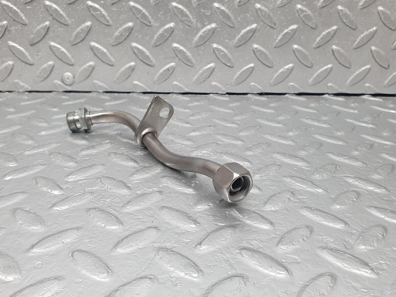 43567 Mercedes-Benz C126 380SEC Coupe Intake Manifold Brake Servo Pipe