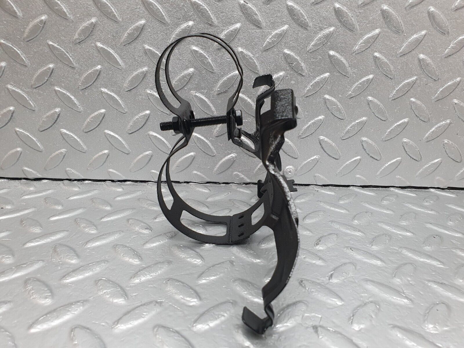 42064 Mercedes-Benz W202 C200 Fuel Pump Fuel Filter Holder Bracket