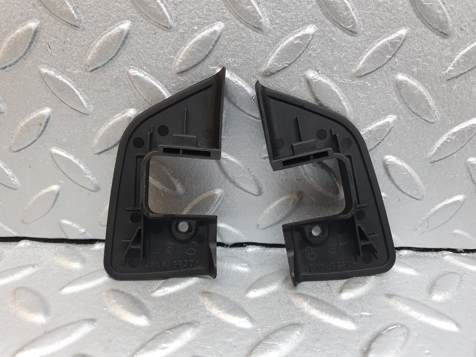 42083 Mercedes-Benz W202 C200 Interior Door Latch Trim Pair