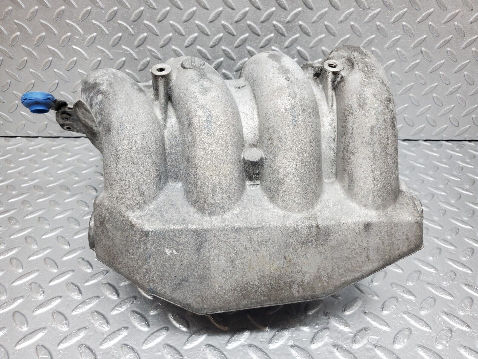 44869 Mercedes-Benz W124 220E Intake Manifold 1111411201