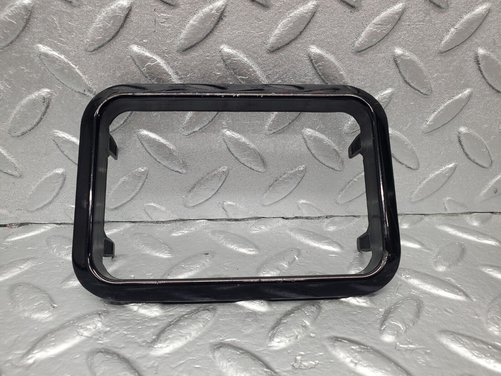 46839 Mercedes-Benz R129 320SL Coupe Automatic Gear Selector Surround Trim