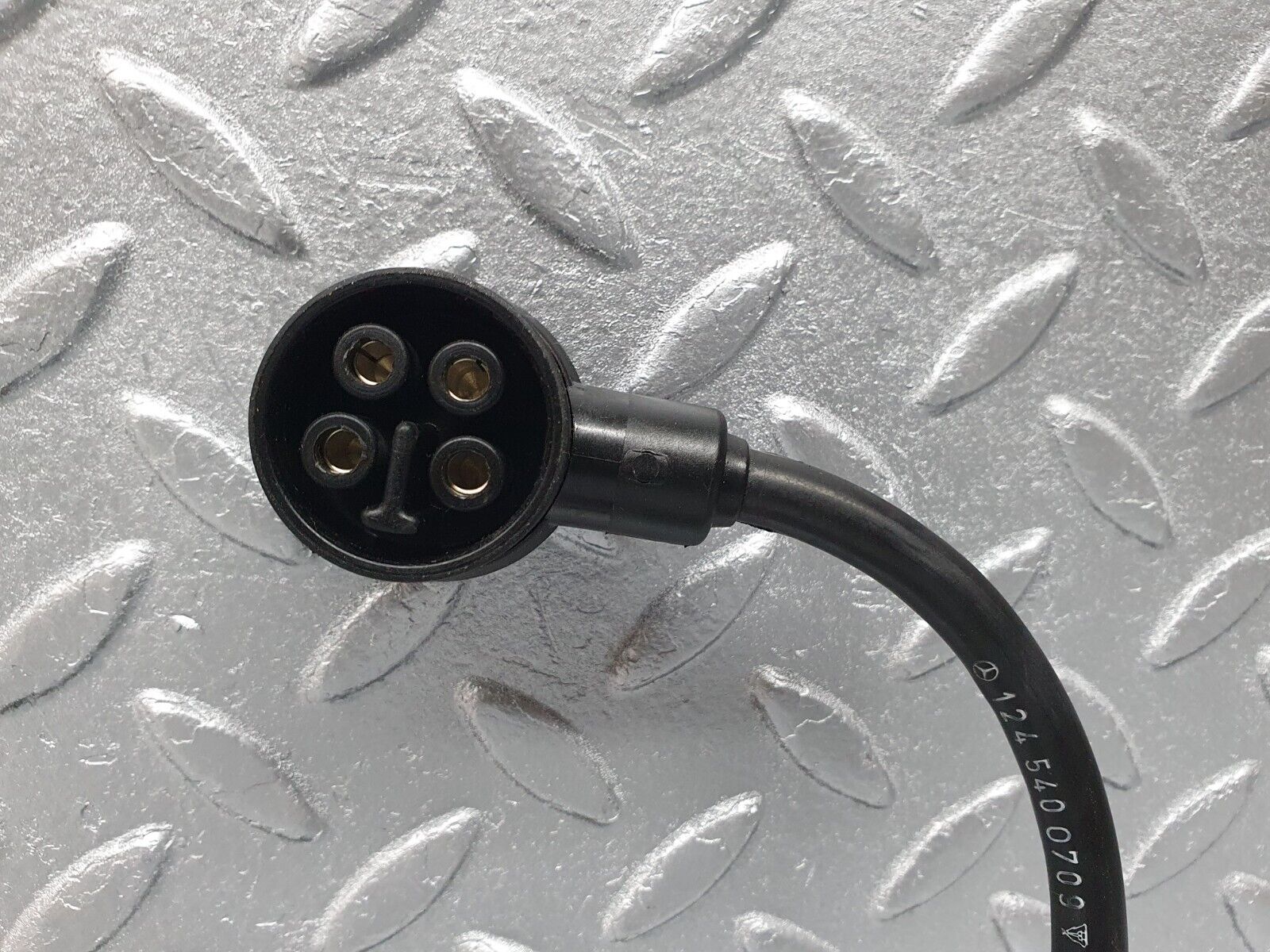 41701 Mercedes-Benz W124 200E Ignition Control Unit Wire Harness 1245400709