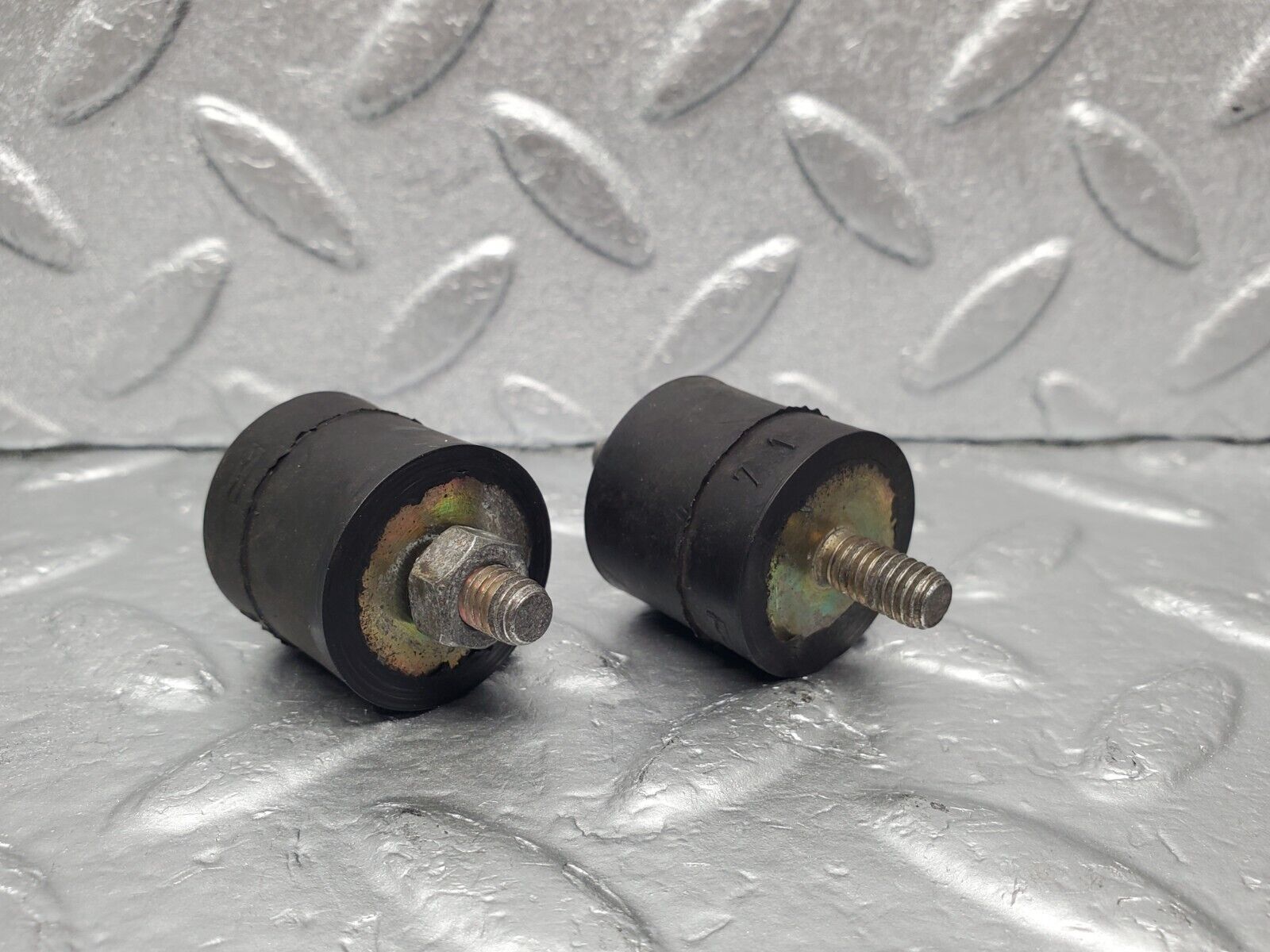 46712 Mercedes-Benz W123 280E Air Filter Housing Holder 3X