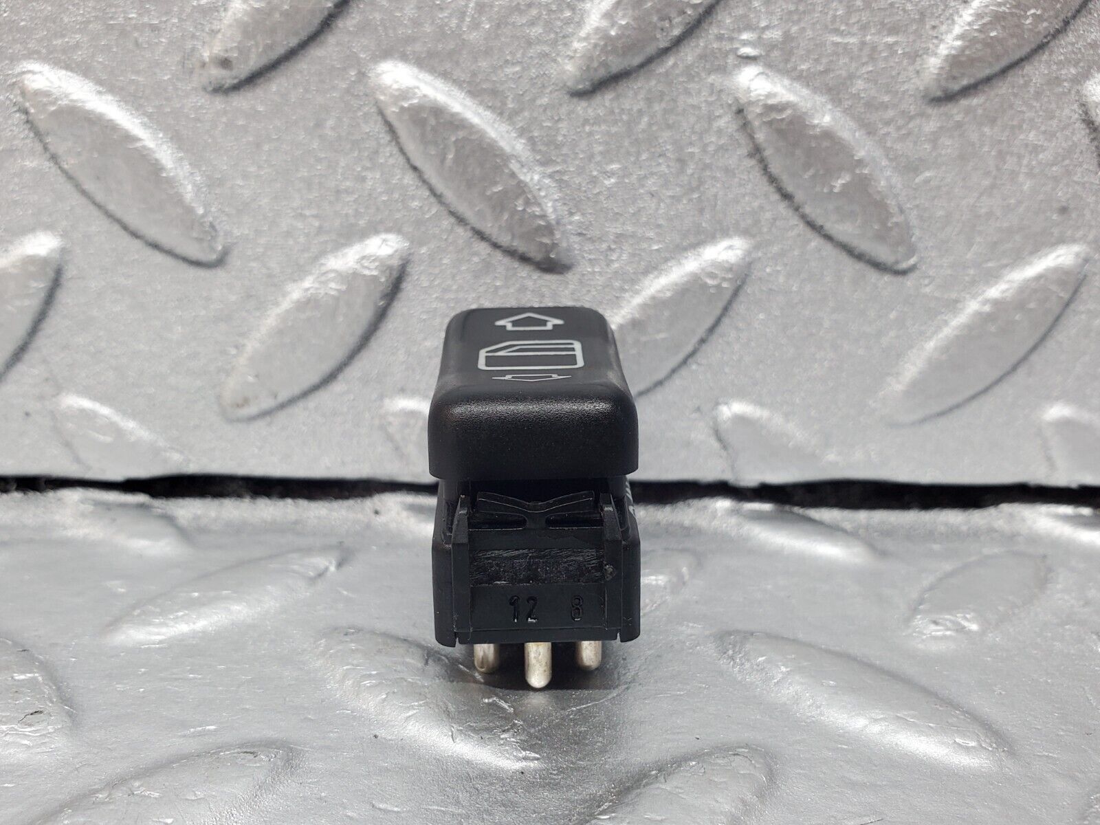 45667 Mercedes-Benz W126 420SE Electric Window Switch Left 1248204610