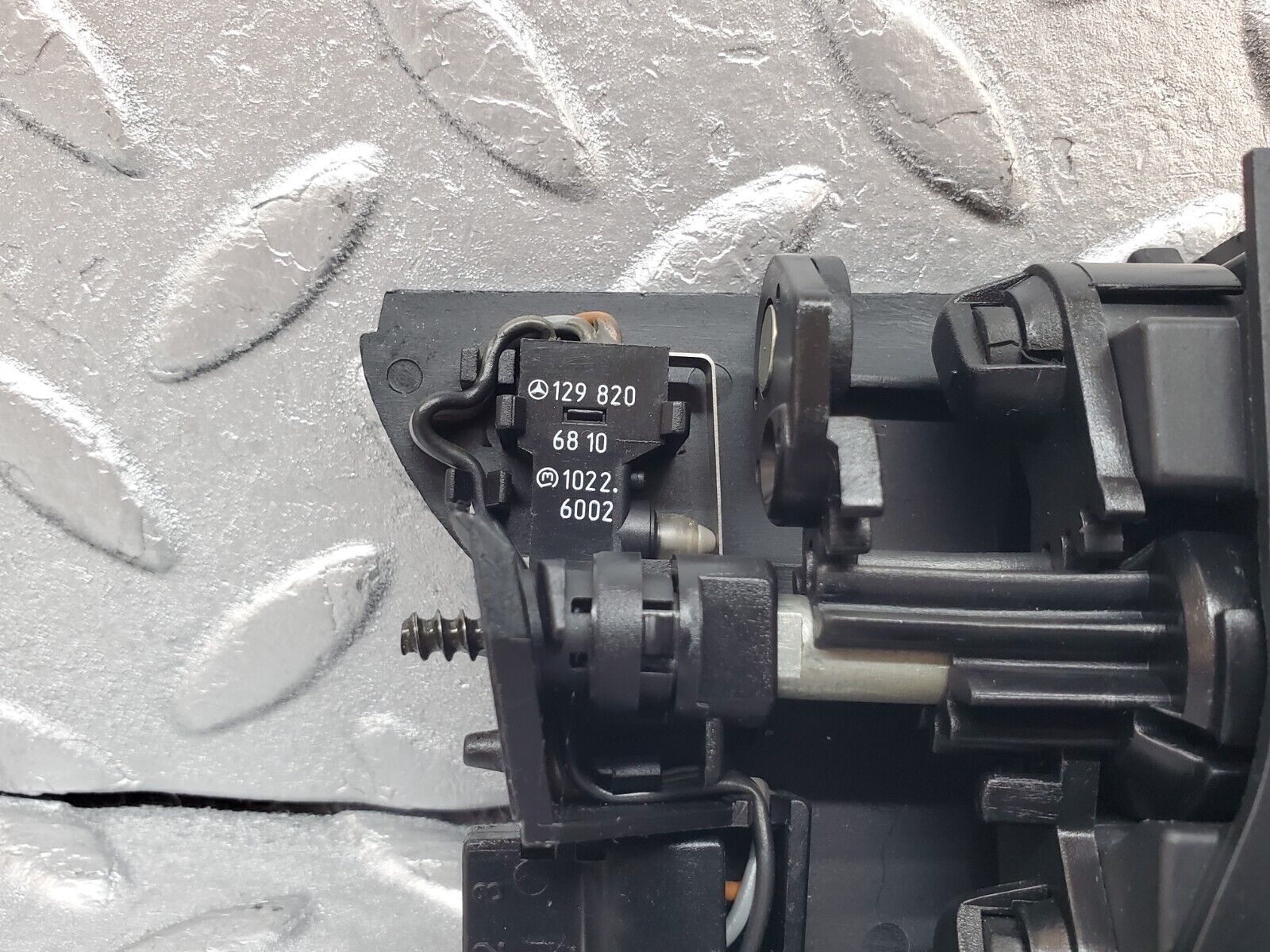 44938 Mercedes-Benz R129 300SL Coupe Glove Box Lock With Key 1298206810