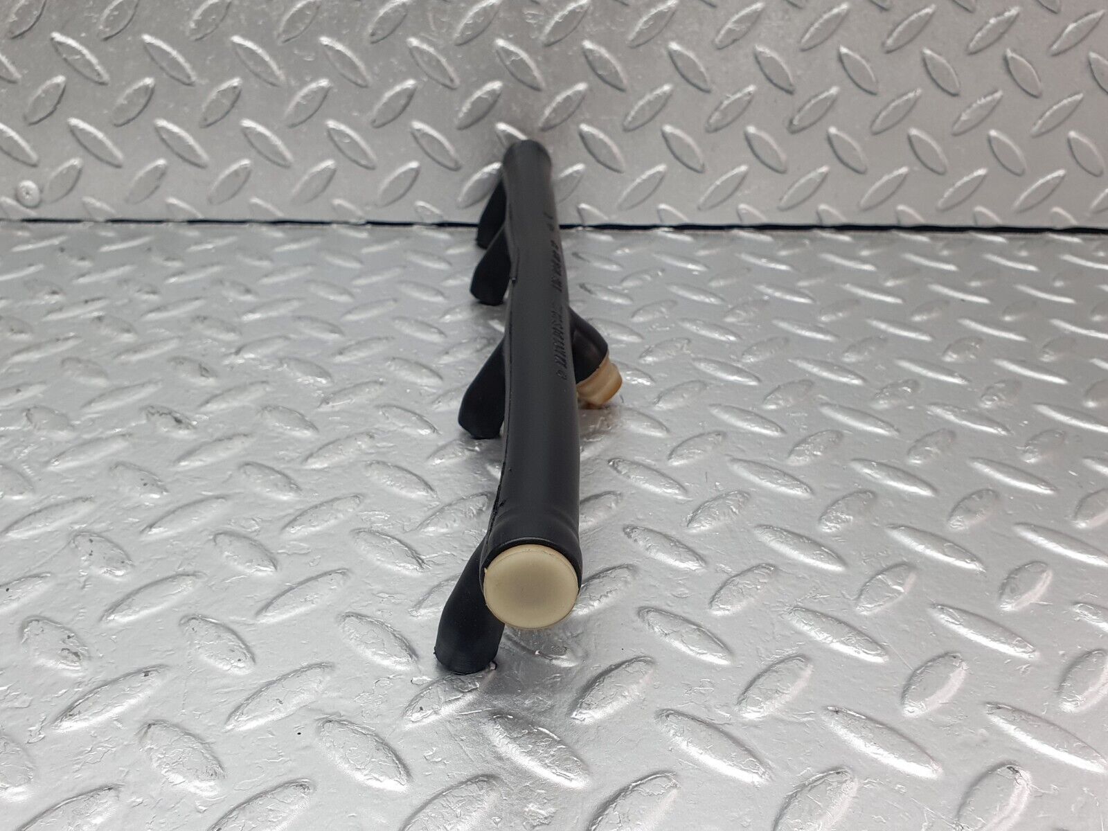 43664 Mercedes-Benz C126 380SEC Coupe Air Intake Breather Hose Pipe 1160940982