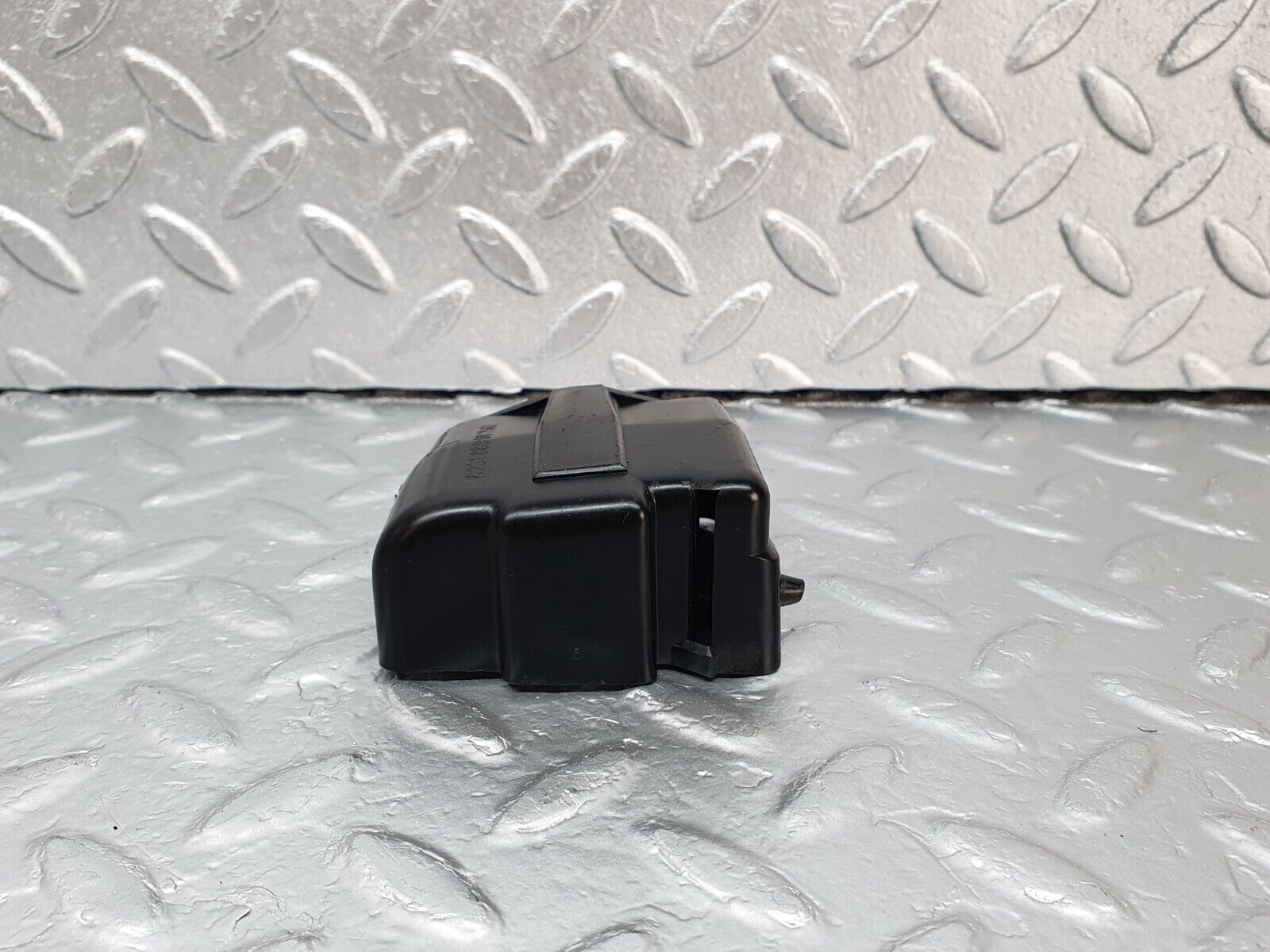 42935 Mercedes-Benz W201 190 2.0L Hood Bonnet Lock Cover 2018890025