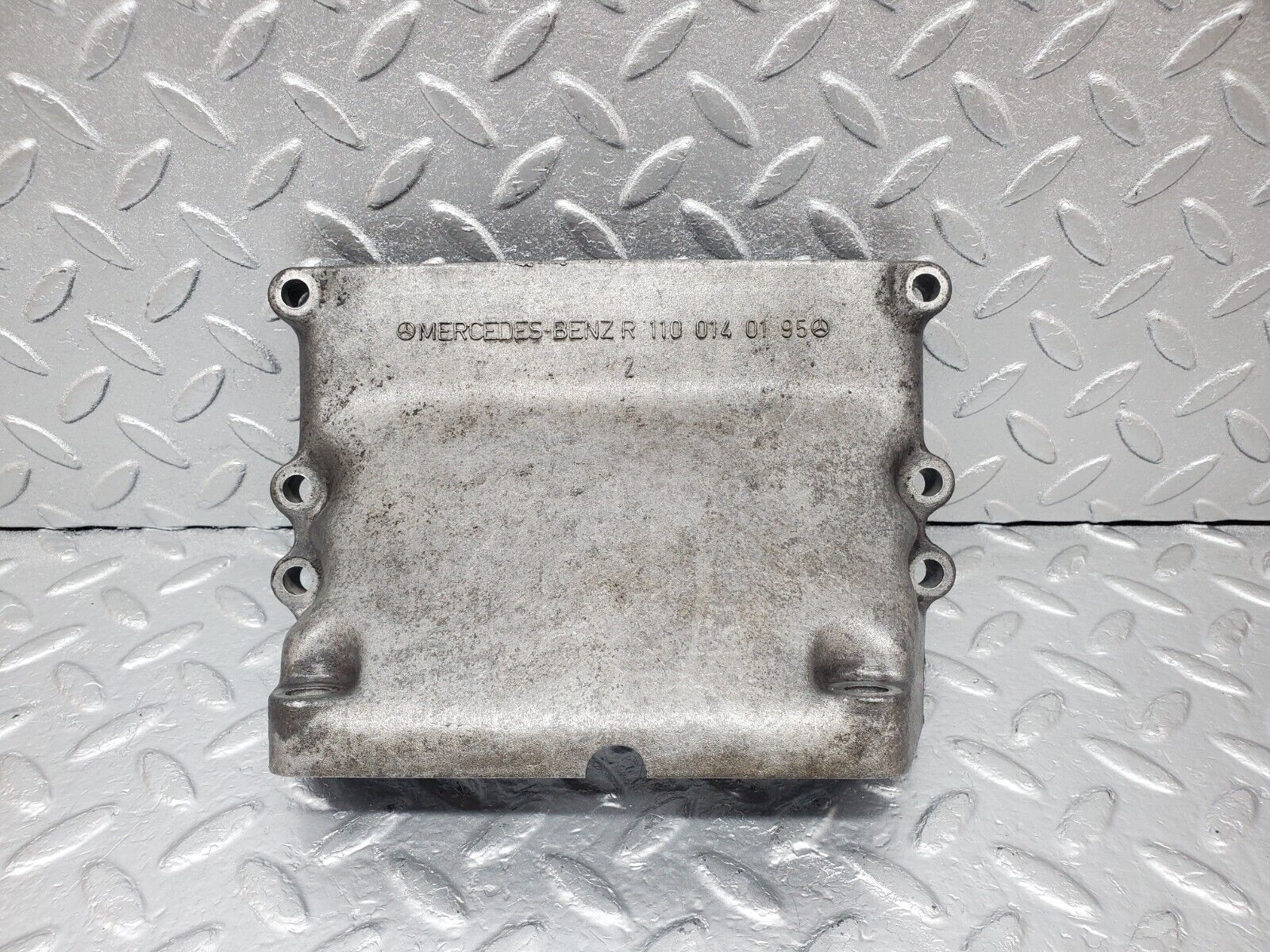 44303 Mercedes-Benz W123 280E Gearbox Support 1100140195