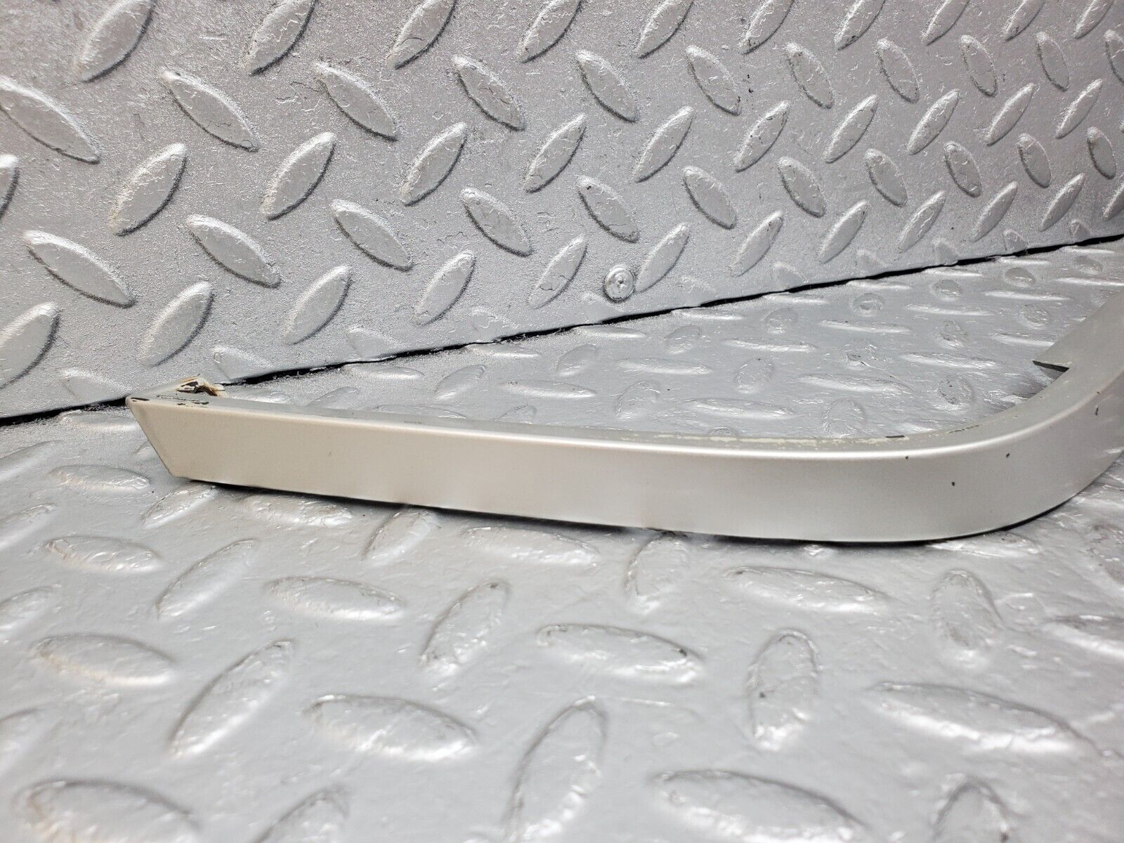 45051 Mercedes-Benz R129 300SL Coupe Right Headlight Lower Trim 1298260677 1298260877