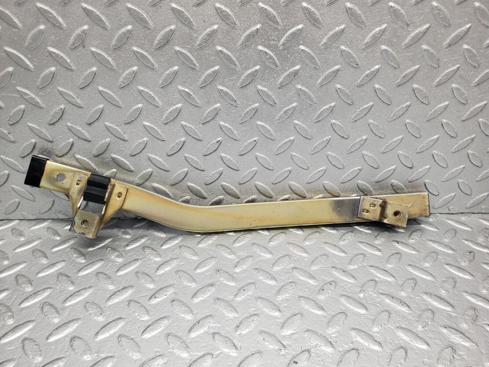 46354 Mercedes-Benz C123 280CE Coupe Rear Left Window Channel