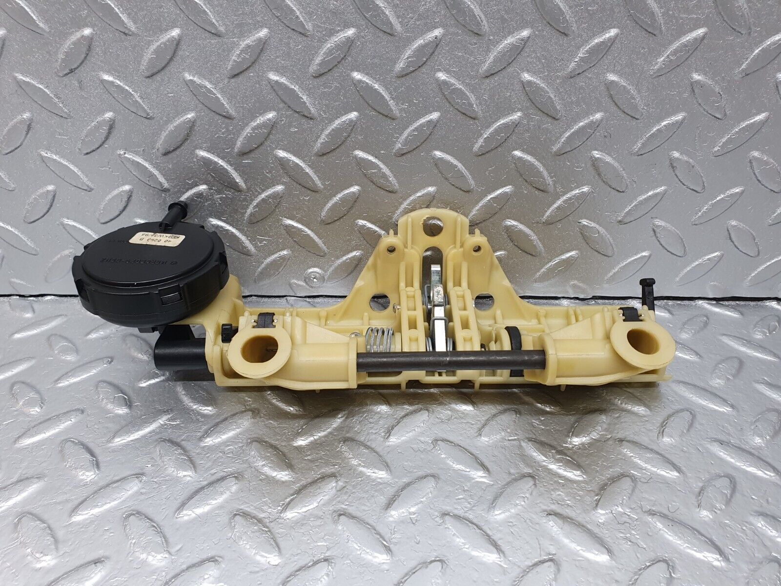 41841 Mercedes-Benz W202 C200 Headrest Folding Mechanism