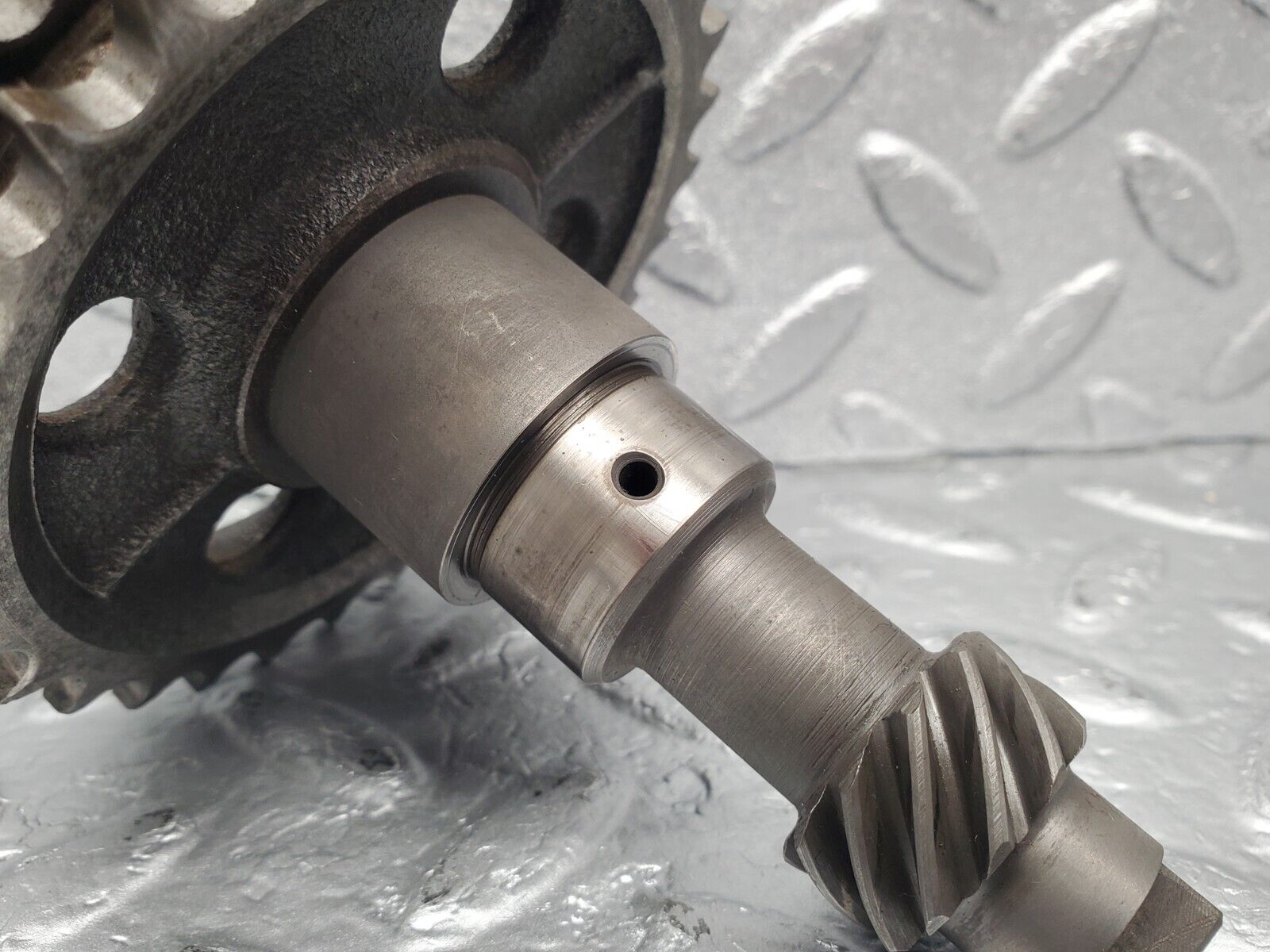 46275 Mercedes-Benz W126 420SE Camshaft Intermediate Timing Gear 1161570414