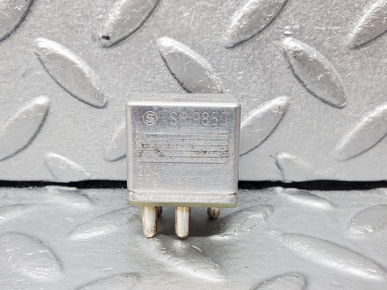 45536 Mercedes-Benz W126 420SE Multi Purpose Relay 0015420219