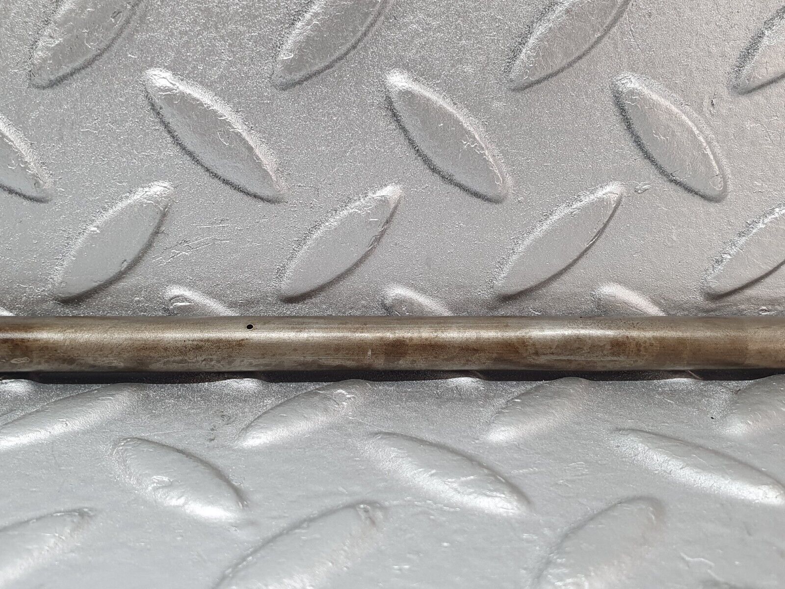 44040 Mercedes-Benz C123 230CE Coupe Camshaft Oil Tube