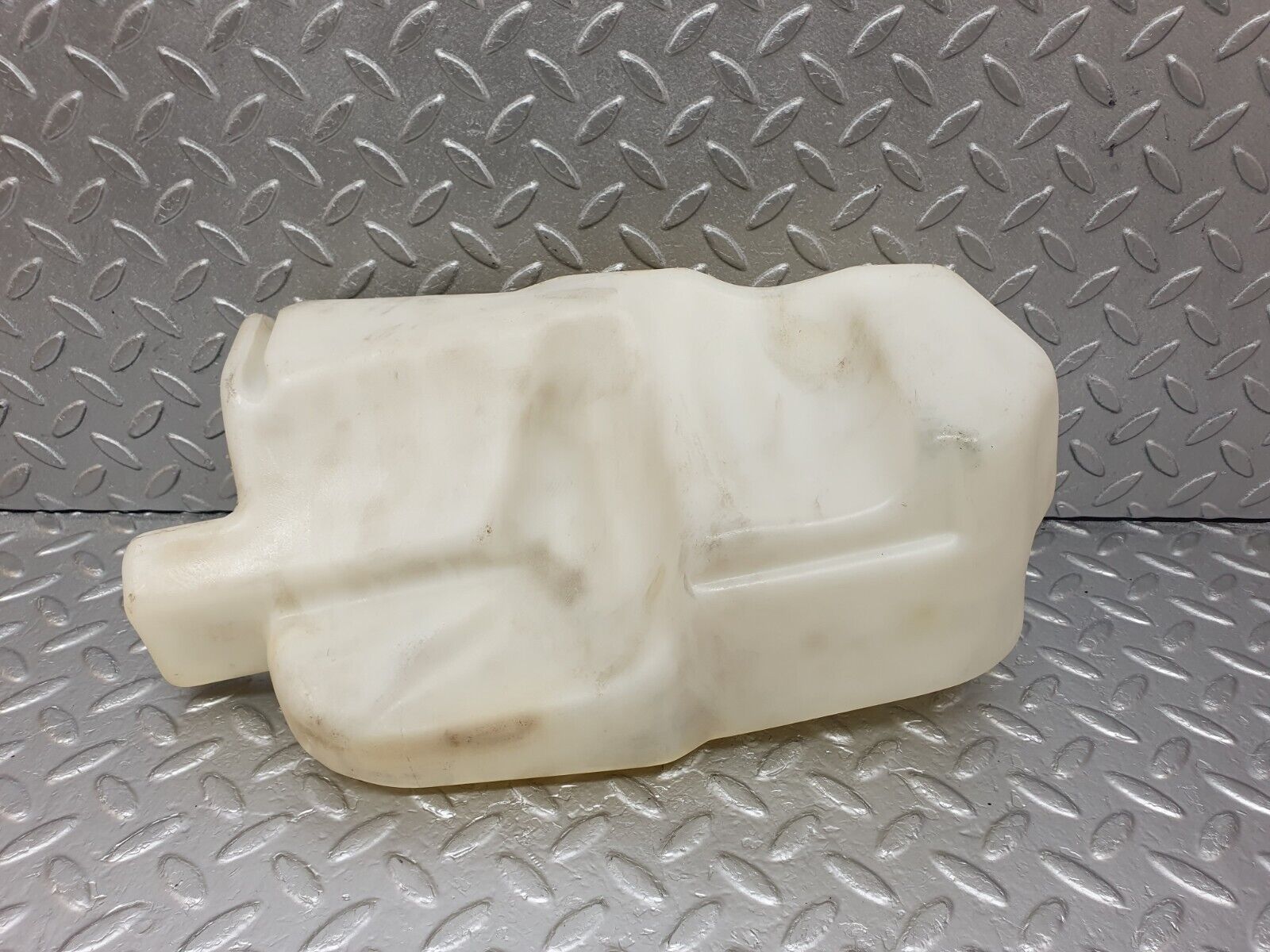 43594 Mercedes-Benz C126 380SEC Coupe Windscreen Washer Fluid Reservoir 1268690420 1238690072