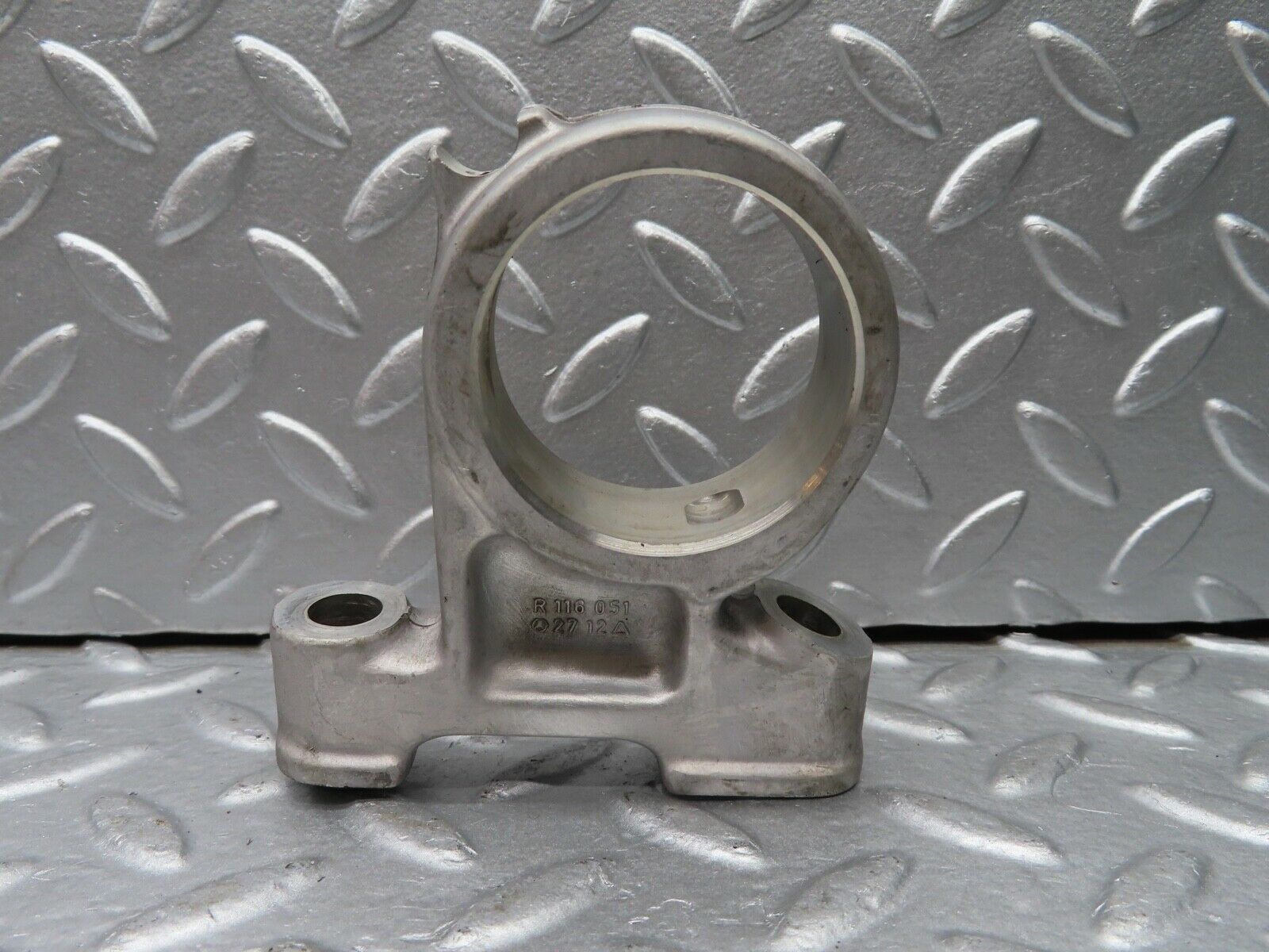 20643 Mercedes-Benz R107 450SL Camshaft Tower Bearing 1160512712