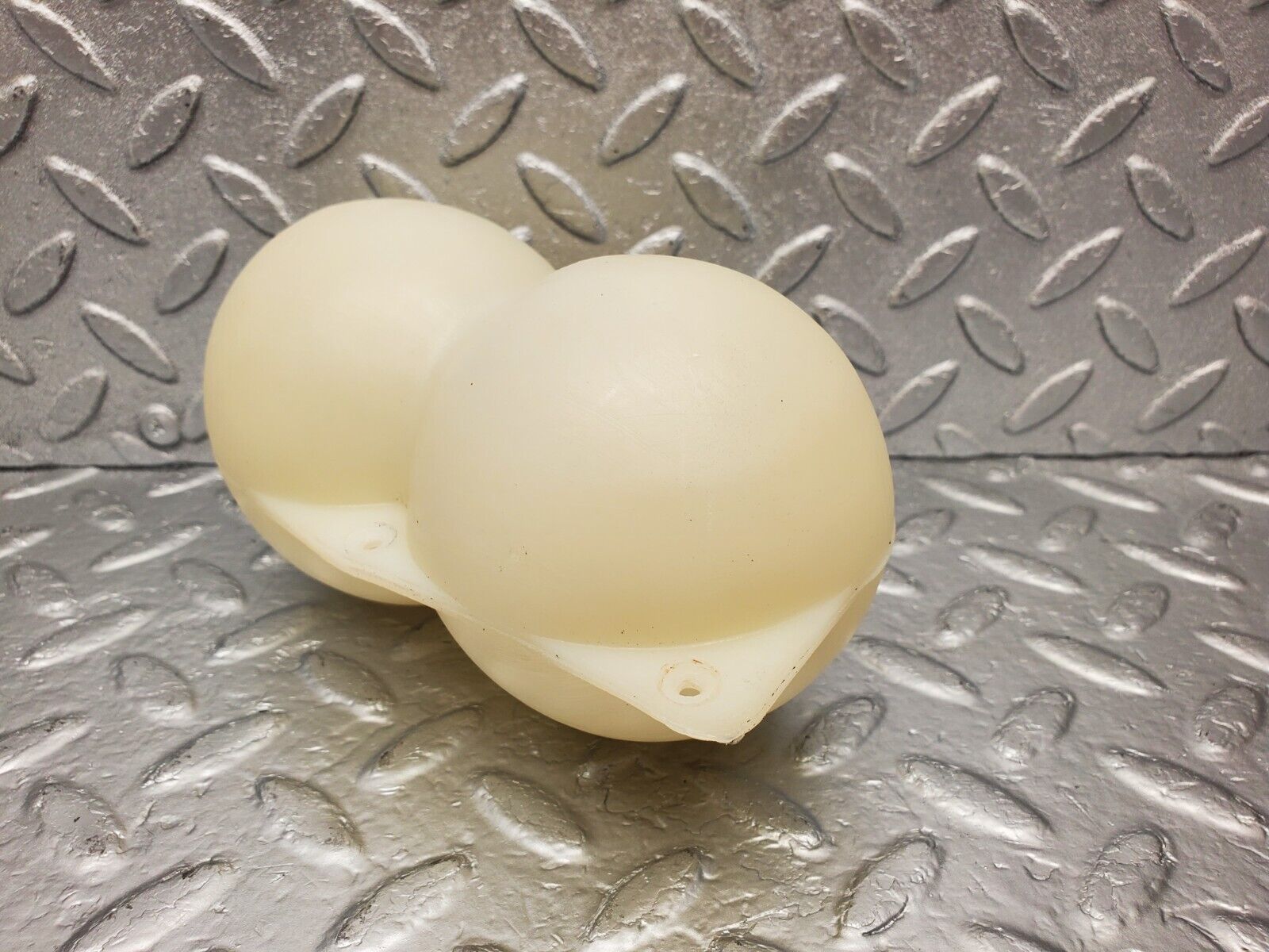 46478 Mercedes-Benz C123 280CE Coupe Vacuum Reservoir Tank