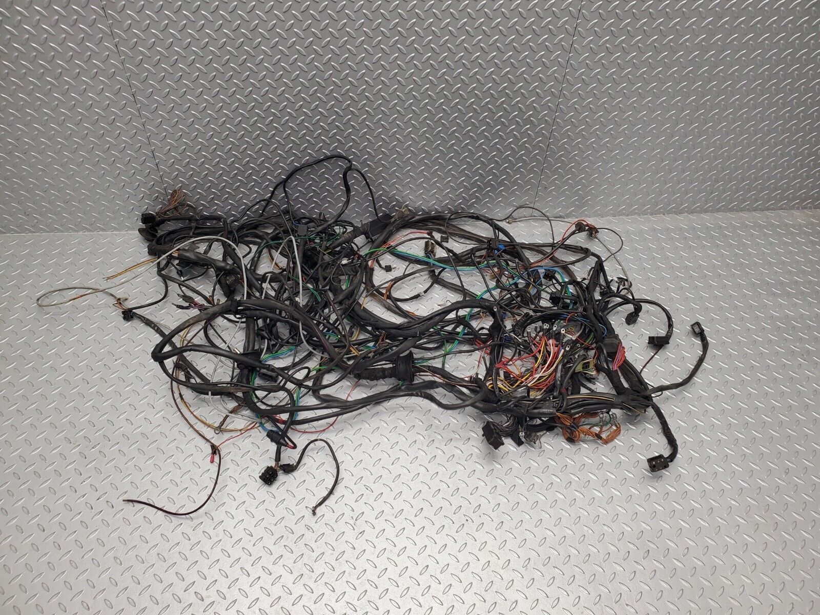 46733 Mercedes-Benz C123 280CE Coupe Engine Chassis Body Wiring Harness 0095457328