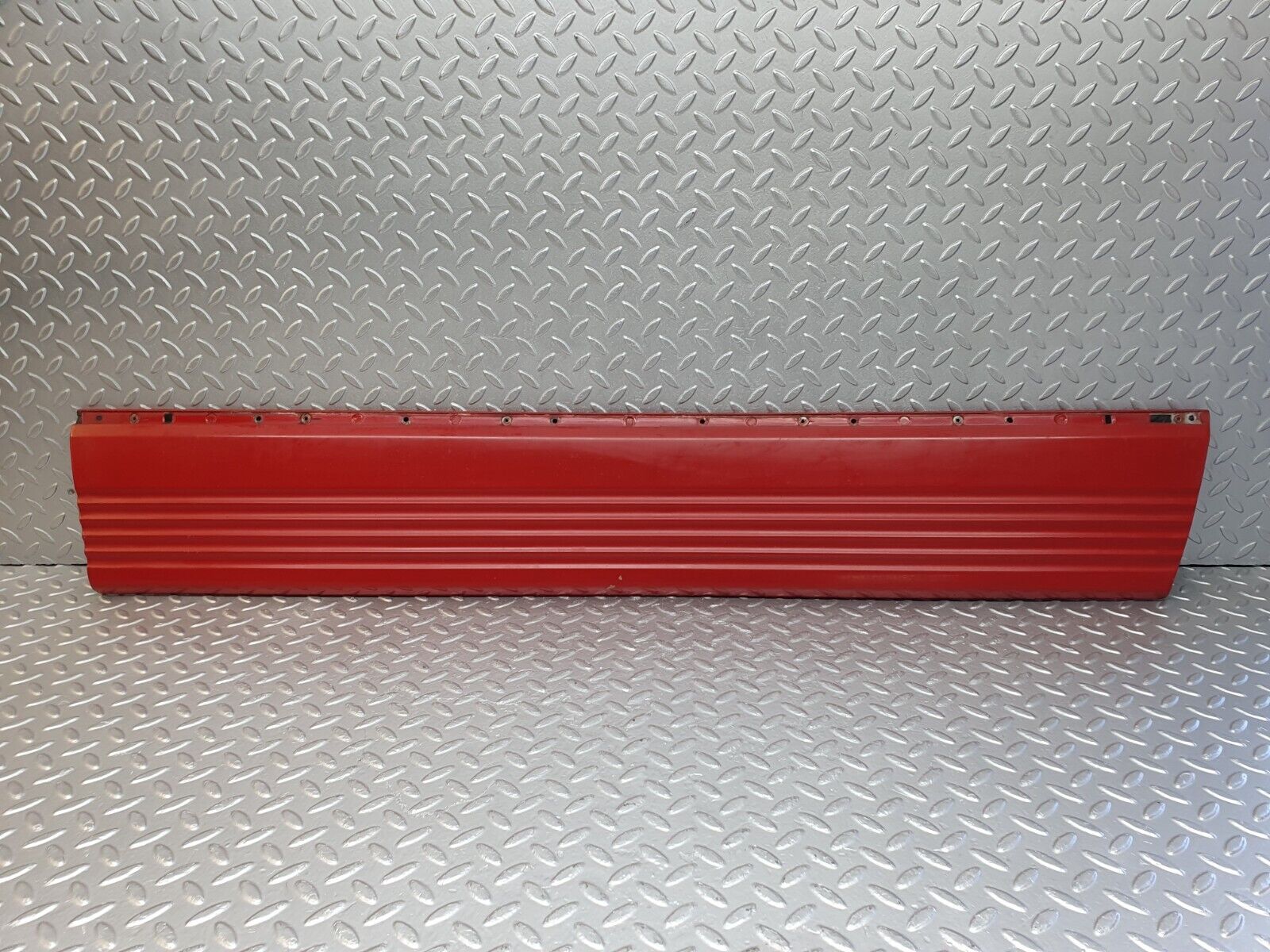 43788 Mercedes-Benz C126 380SEC Coupe Right Door Lower Moulding Trim 1266901240