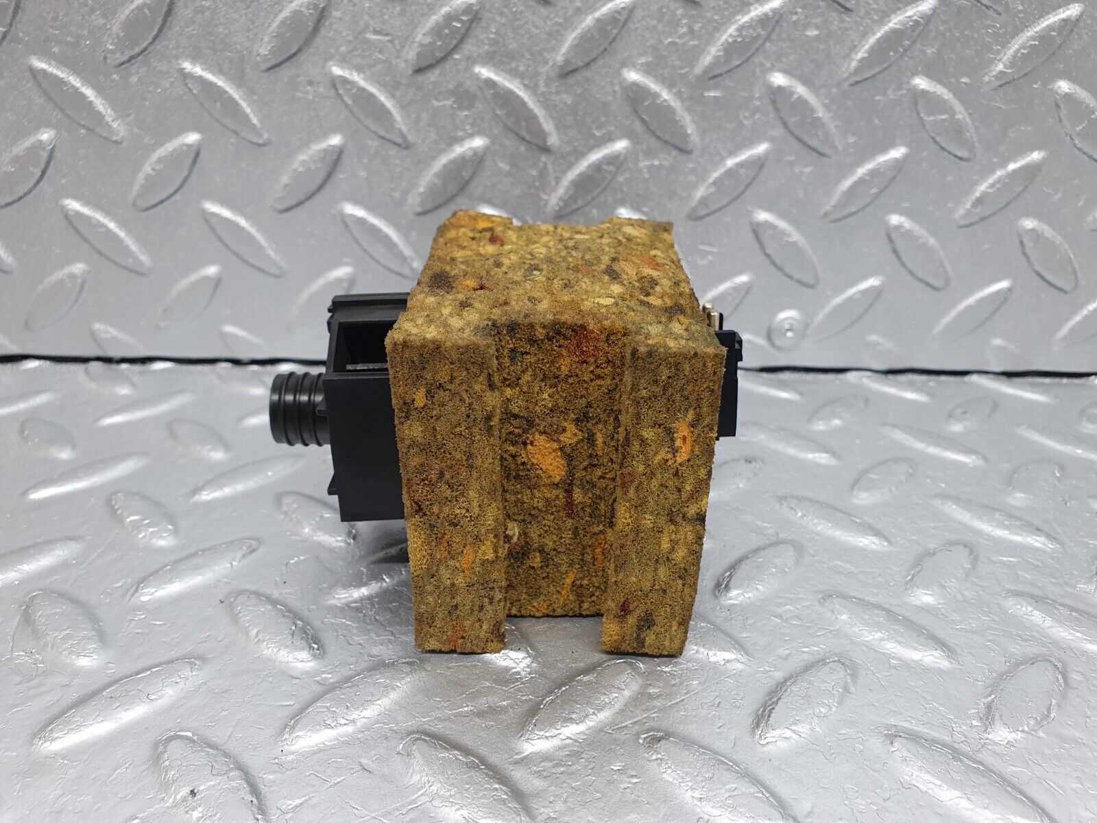 41670 Mercedes-Benz W124 200E Temperature Sensor Bosch 0008301908 0130002802