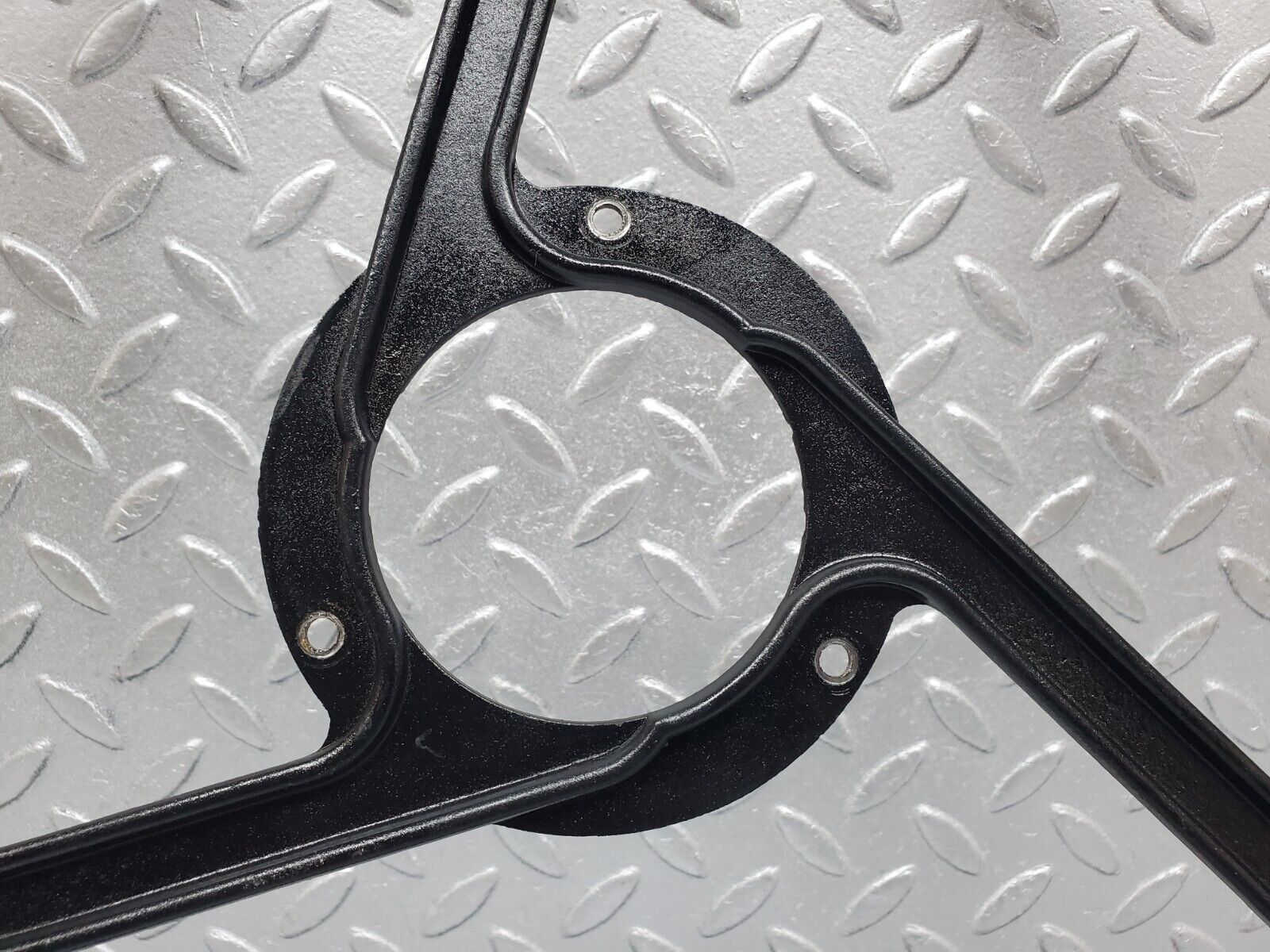 45913 Mercedes-Benz W126 420SE Engine Cooling Fan Bracket Frame
