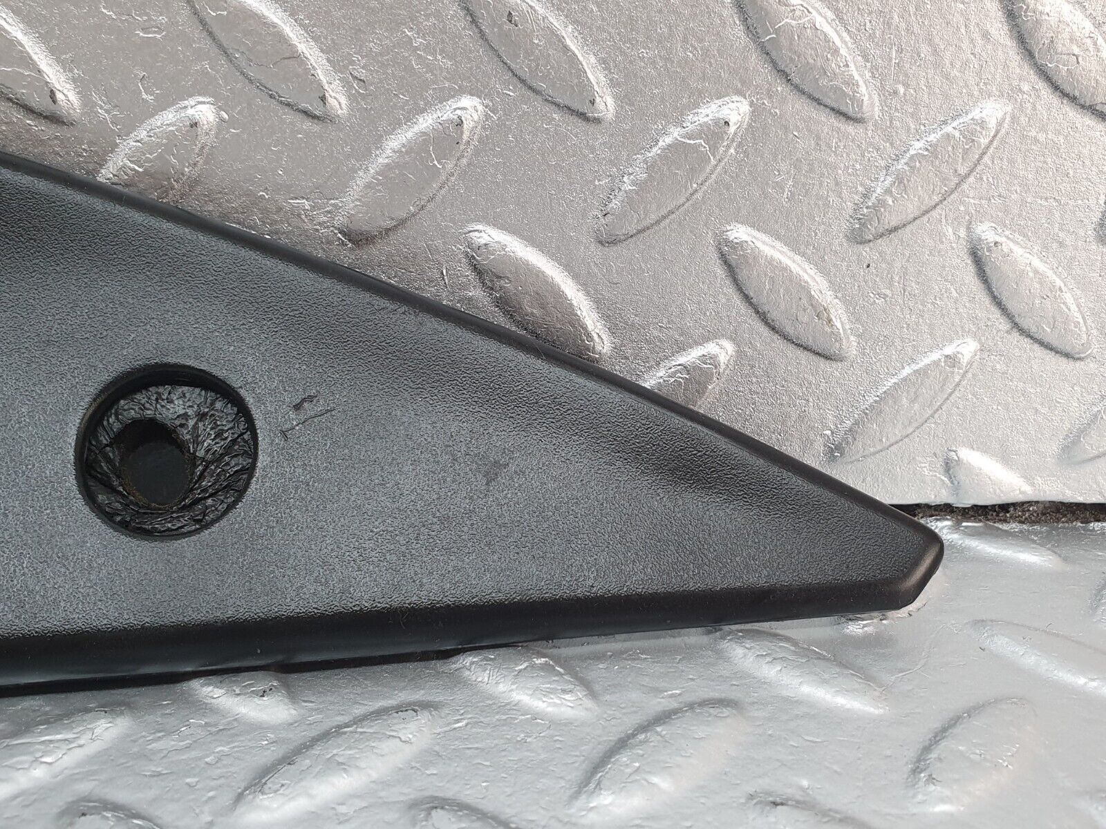 42849 Mercedes-Benz W201 190 2.0L Mirror Triangle Cover Right Side 2017251811