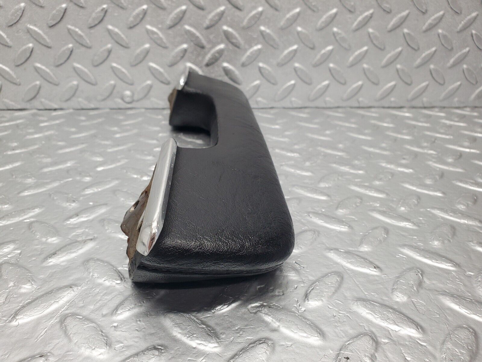 46344 Mercedes-Benz C123 280CE Coupe Front Right Interior Door Handle Black 1239702001