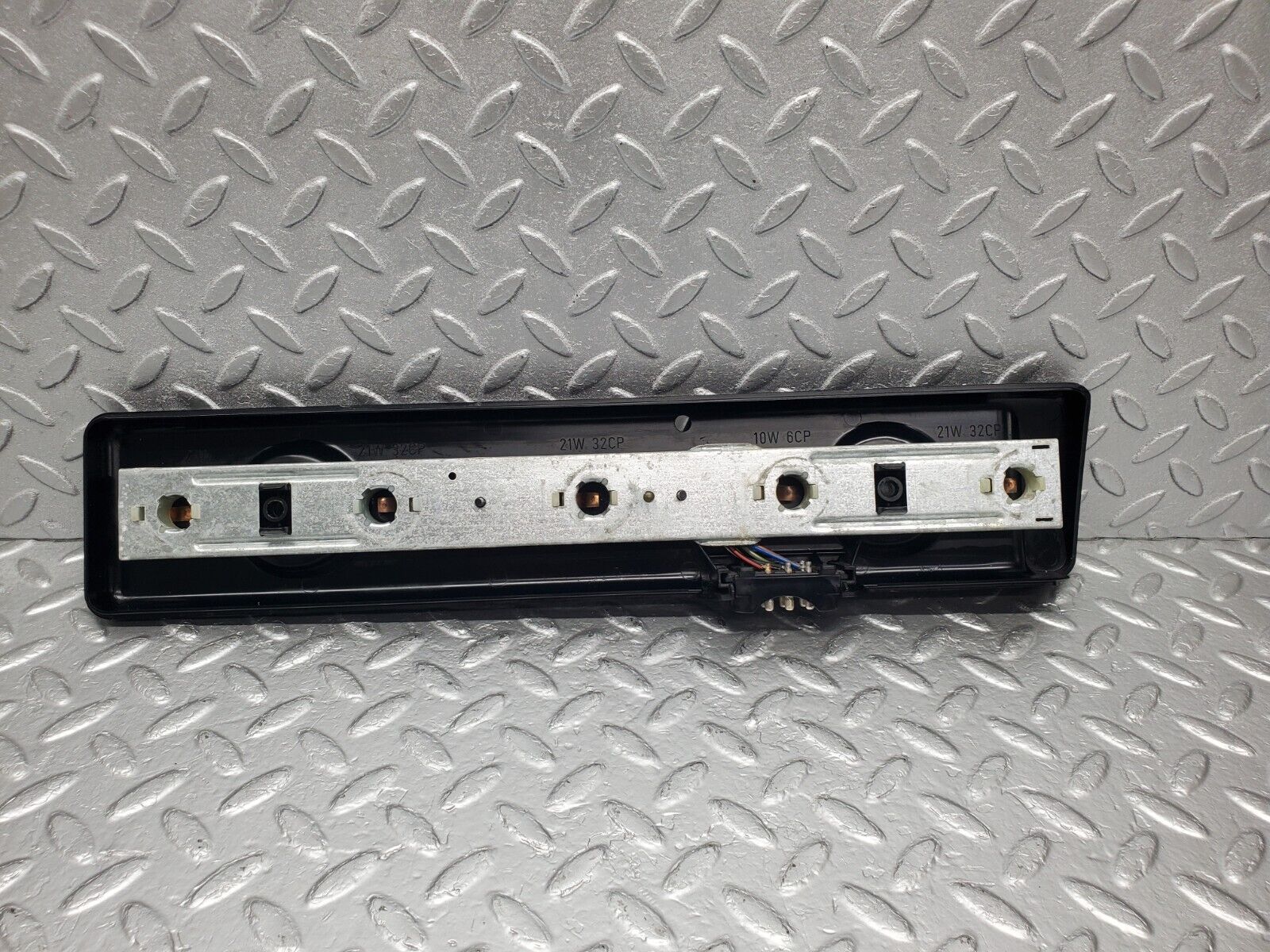 46439 Mercedes-Benz C123 280CE Coupe Tail Light Bulb Holder Right Side 22064R