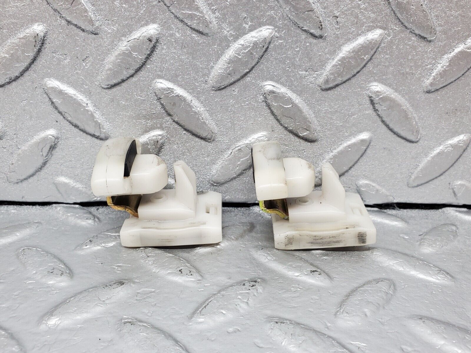 44827 Mercedes-Benz W124 220E Power Window Regulator Accessories