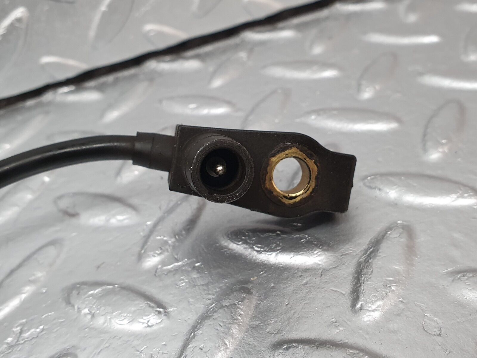 42117 Mercedes-Benz W202 C200 ABS Sensor Speed Sensor Right Side 2025402417