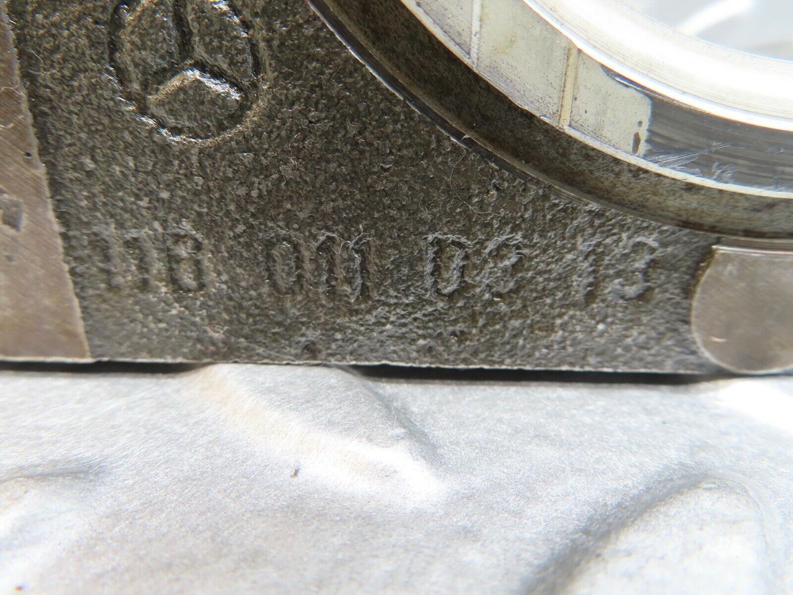 13705 Mercedes-Benz R107 450SL Crankshaft Bearing Holder Block 1160110313