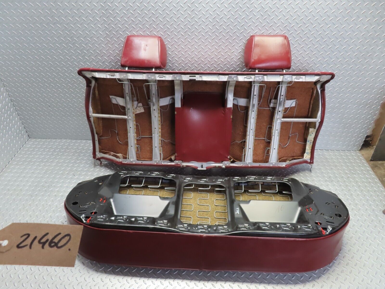 42909 Mercedes-Benz W126 300SE Rear Seat Red Leather 1269201716