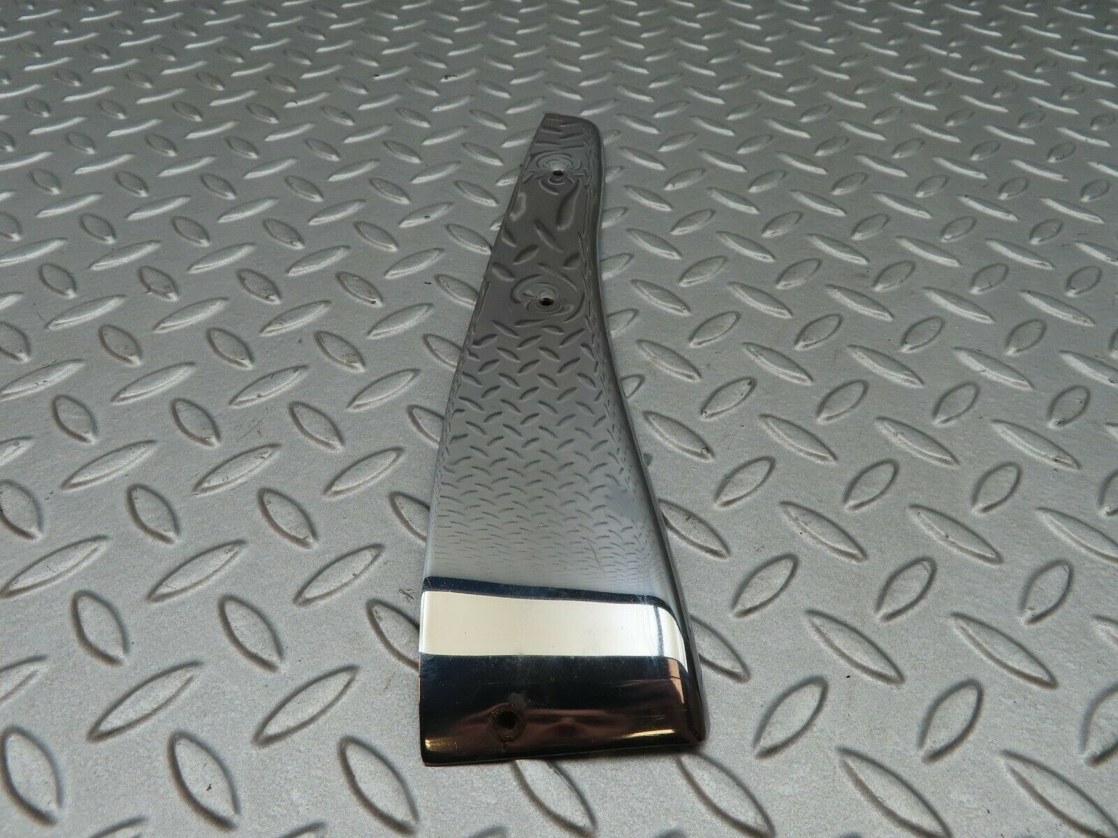 4920 Mercedes-Benz R107 350SL Right Door Chrome Cover